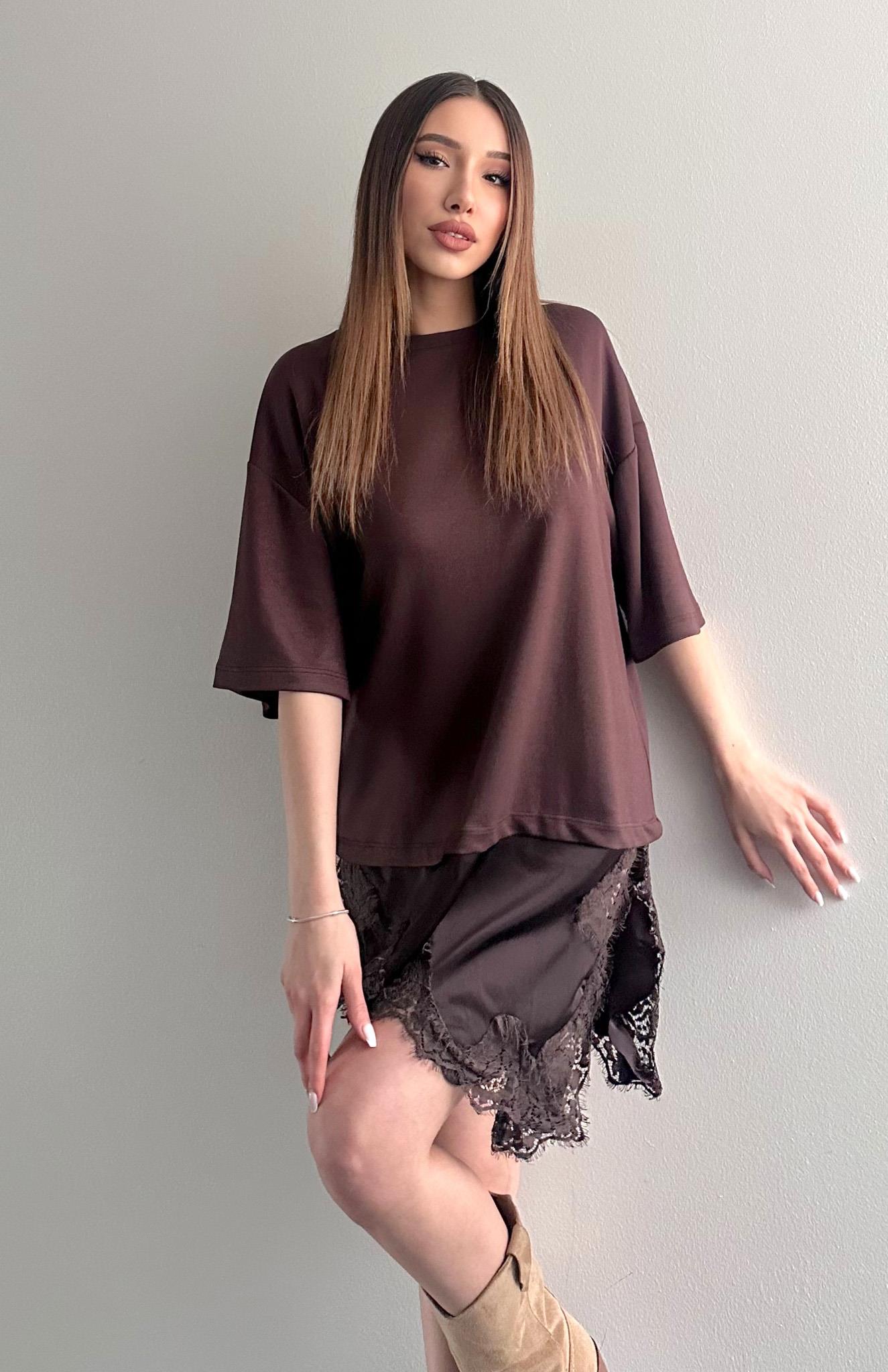 Eteği Dantelli Tshırt KAHVERENGİ