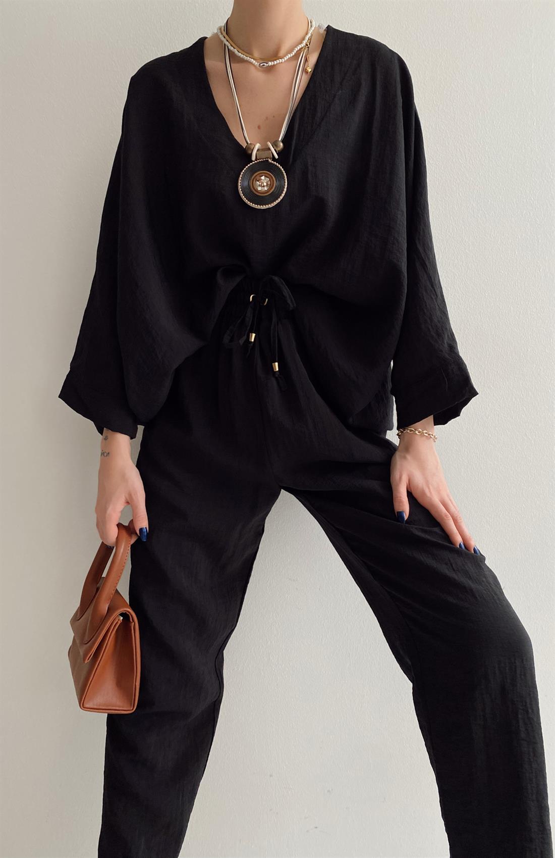 Kolyeli Takım SİYAH