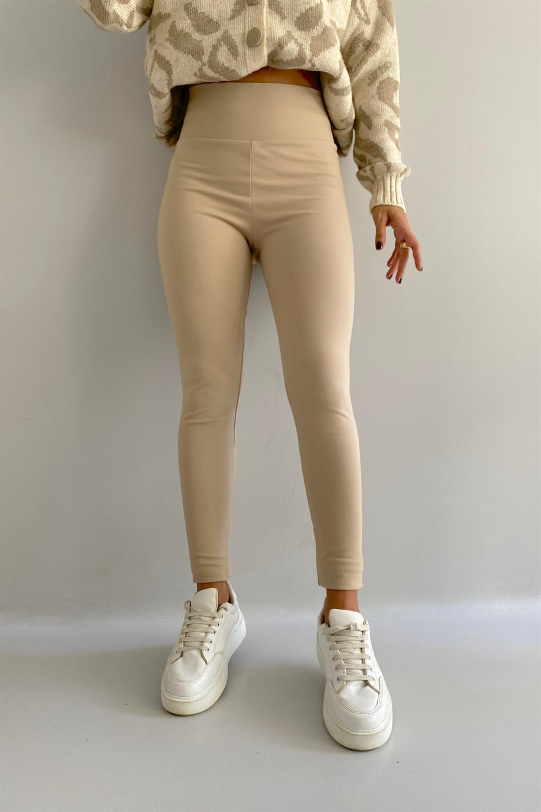 Kalın Kemerli Çelik Tayt BEJ