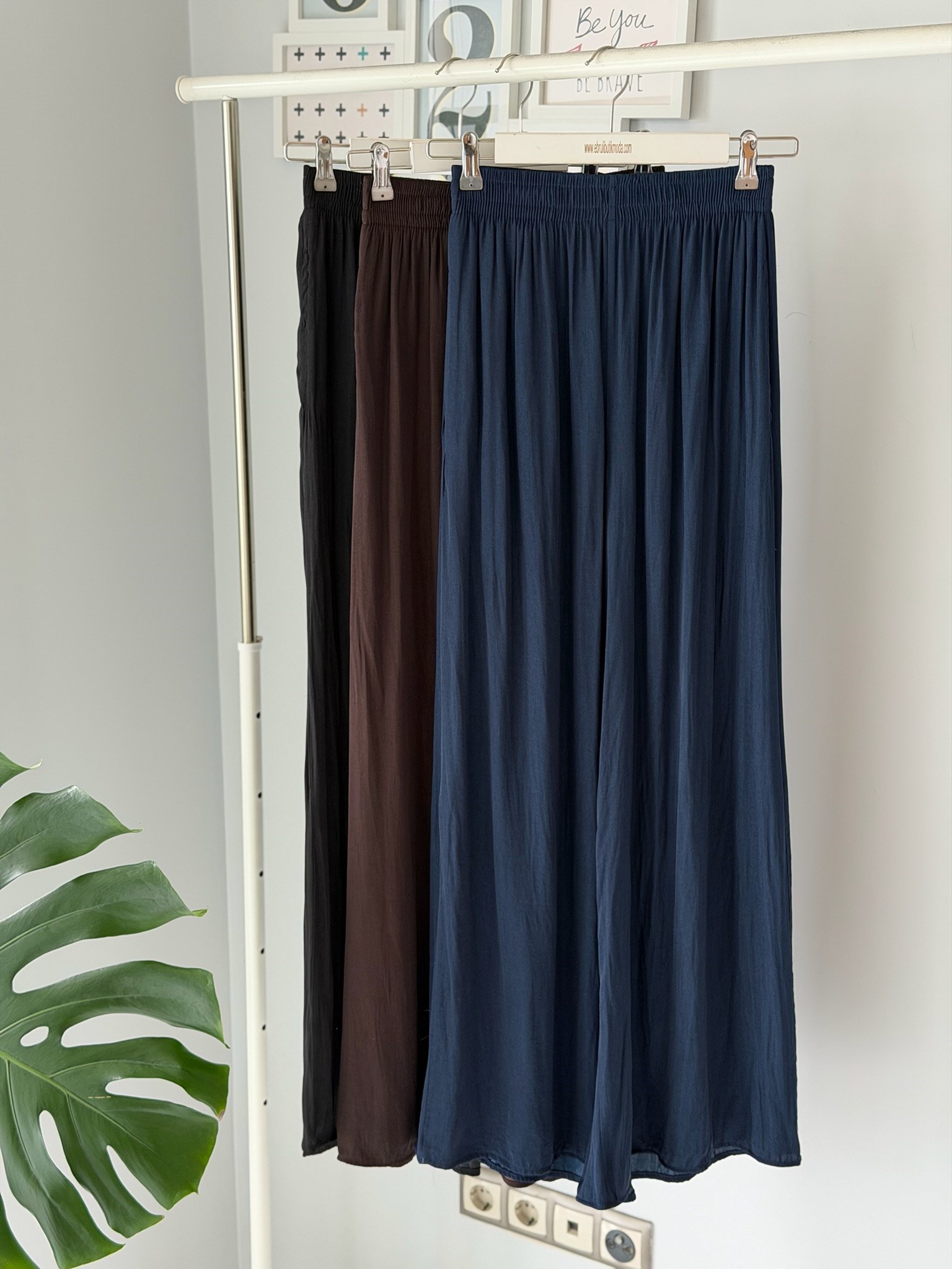 BELİ LASTİKLİ SALAŞ PANTOLON