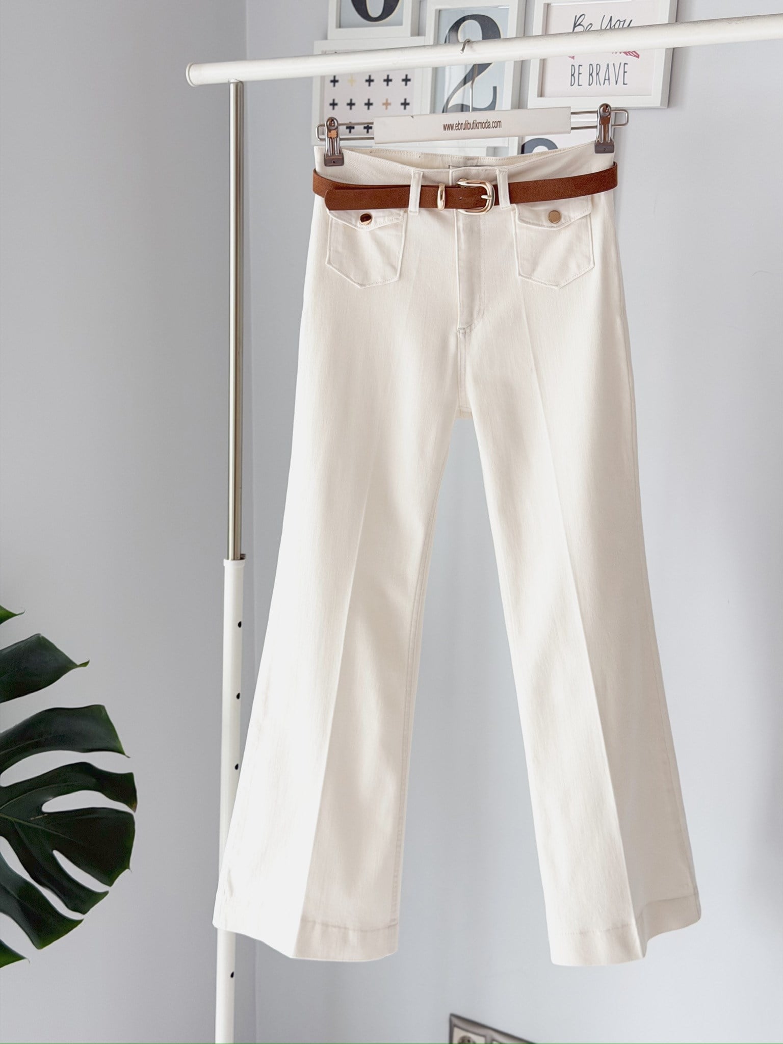 CEP DETAYLI FLARE JEAN