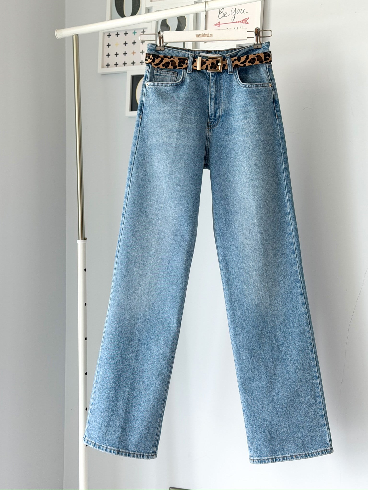 COMFORT STRAIGHT FIT JEAN