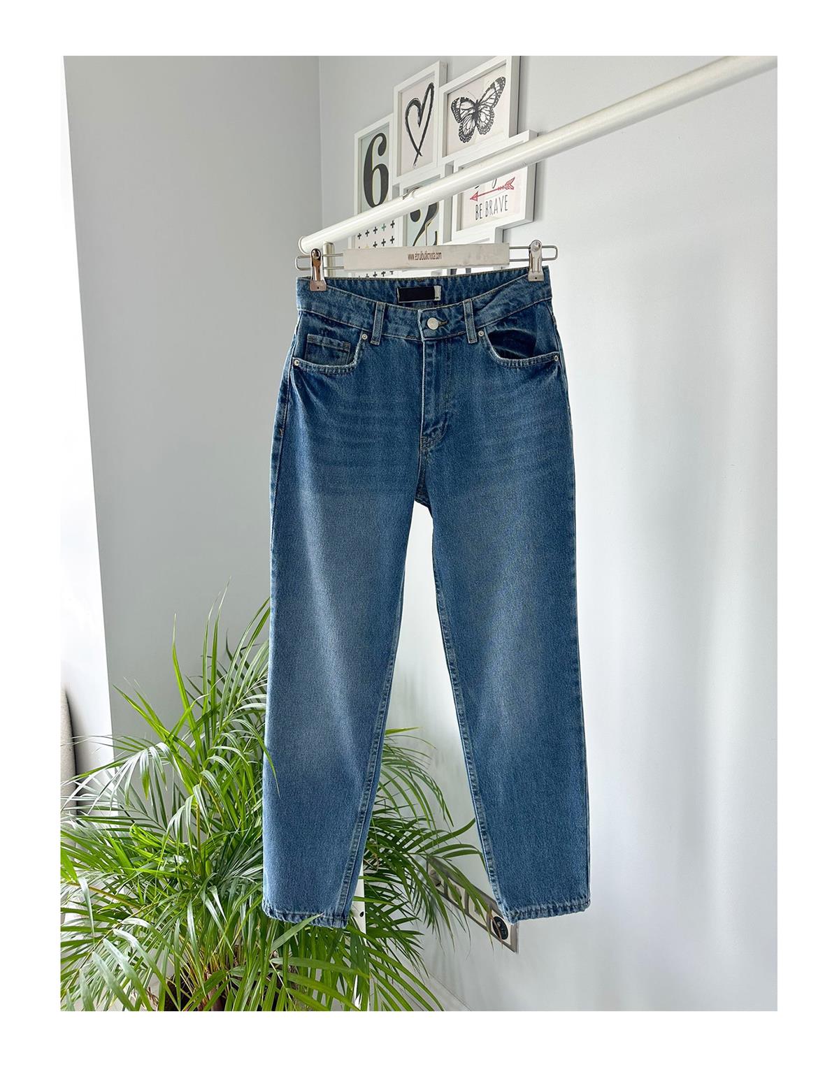 TAŞLAMALI BOYFRİEND JEAN