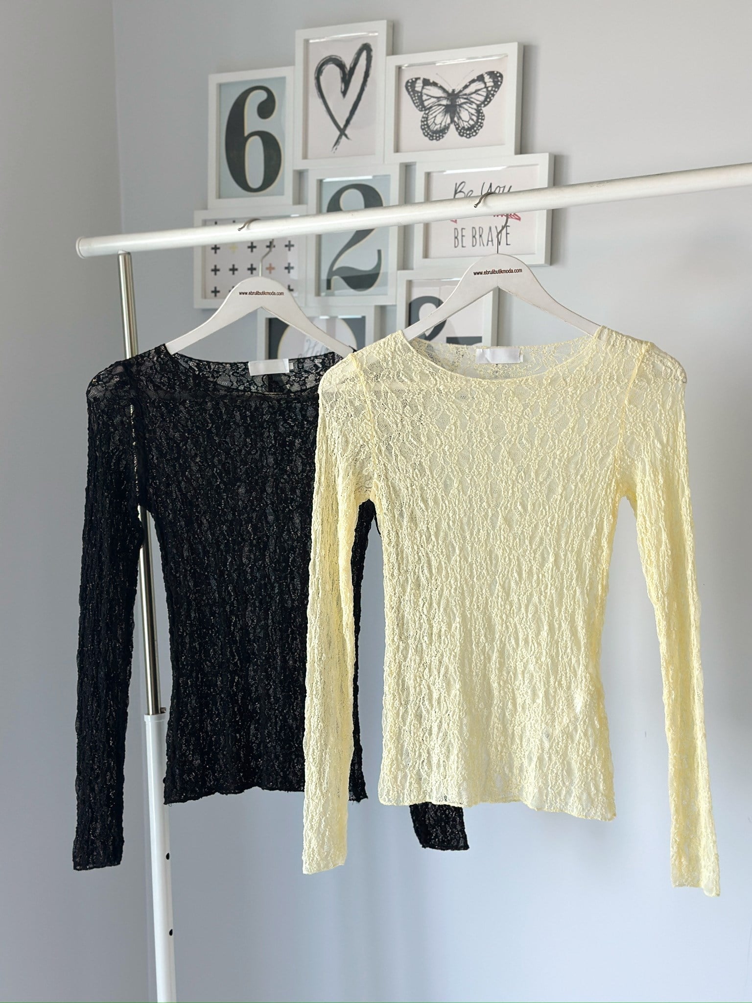 YUMUŞACIK DANTEL BLUZ