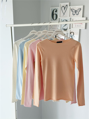  KAYIK YAKA KAŞMİR İÇERİKLİ TRİKO KAZAK