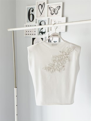 TAŞ İŞLEMELİ TRİKO