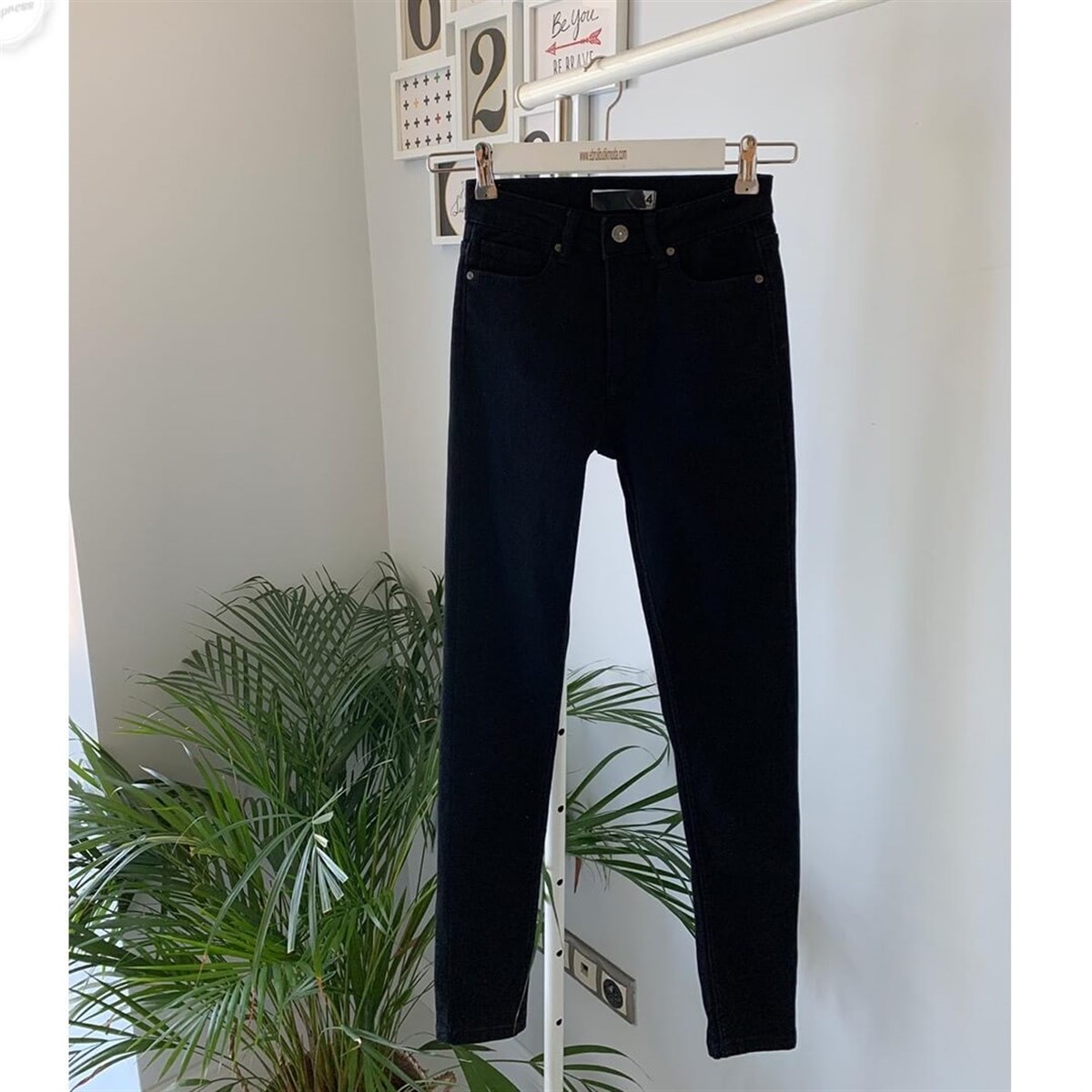 551 SKİNNY BLACK JEAN