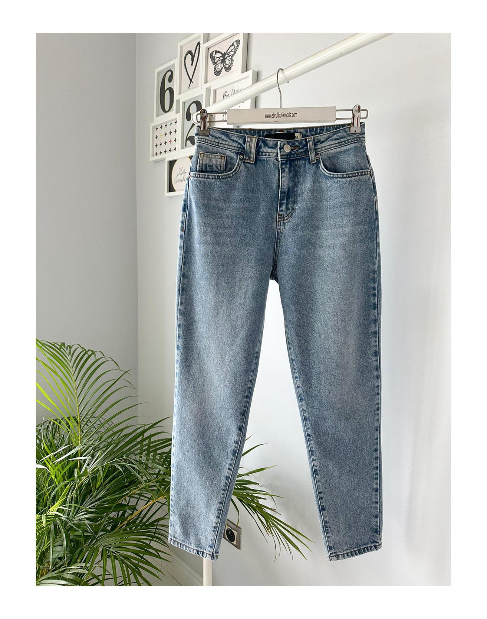 AÇIK MAVİ BOYFRIEND JEAN