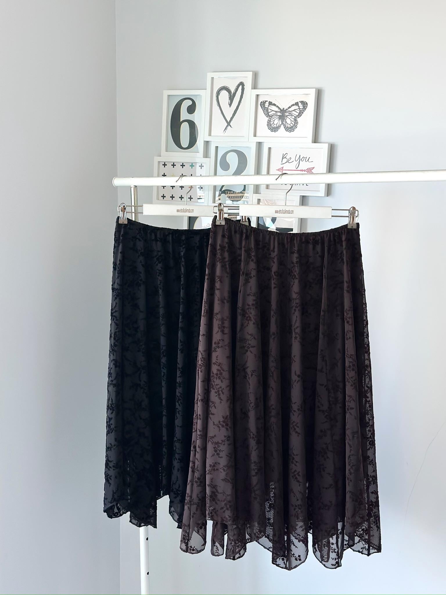 ASİMETRİK KADİFE EFEKTLİ ETEK