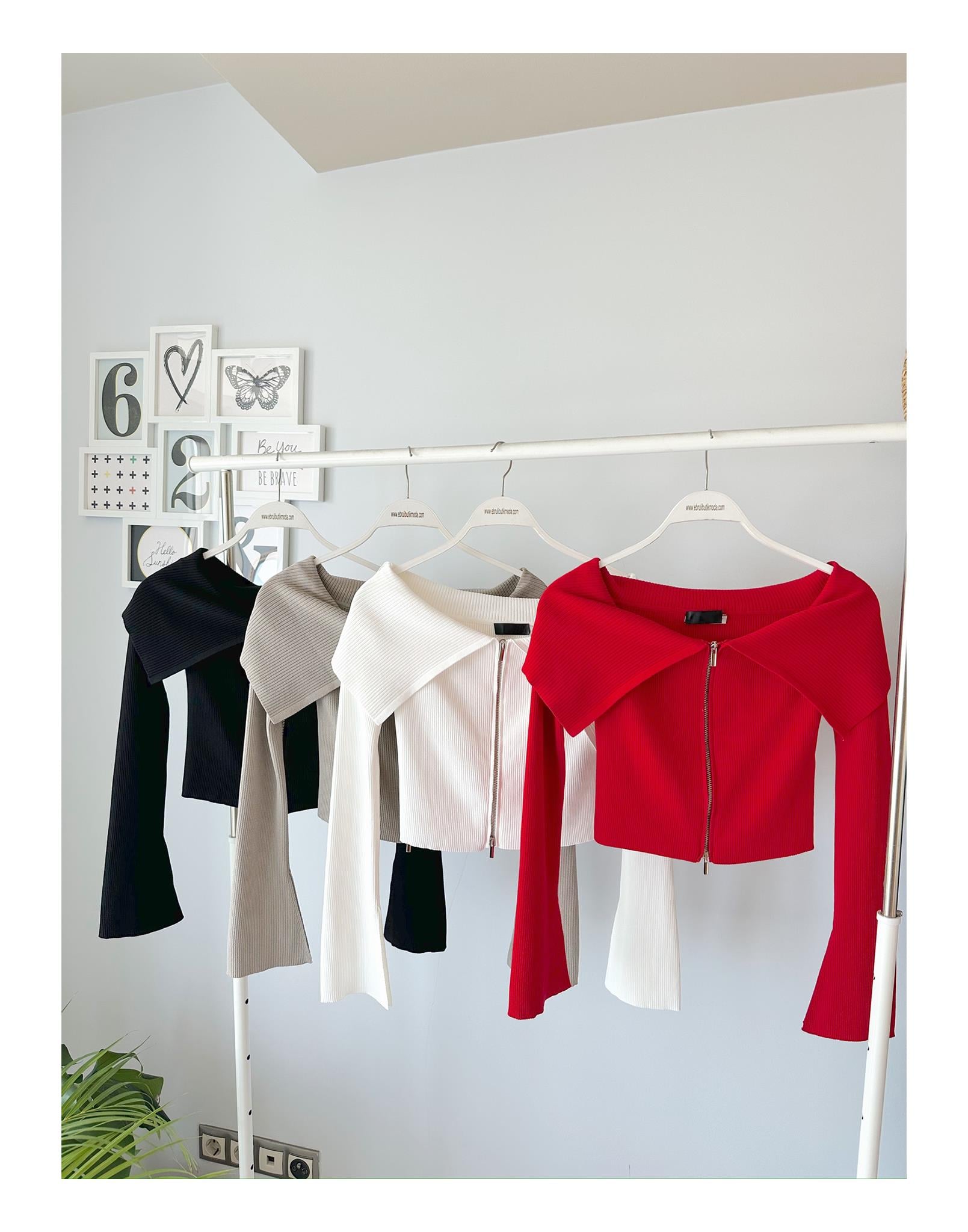 BARDOT YAKA FERMUARLI HIRKA