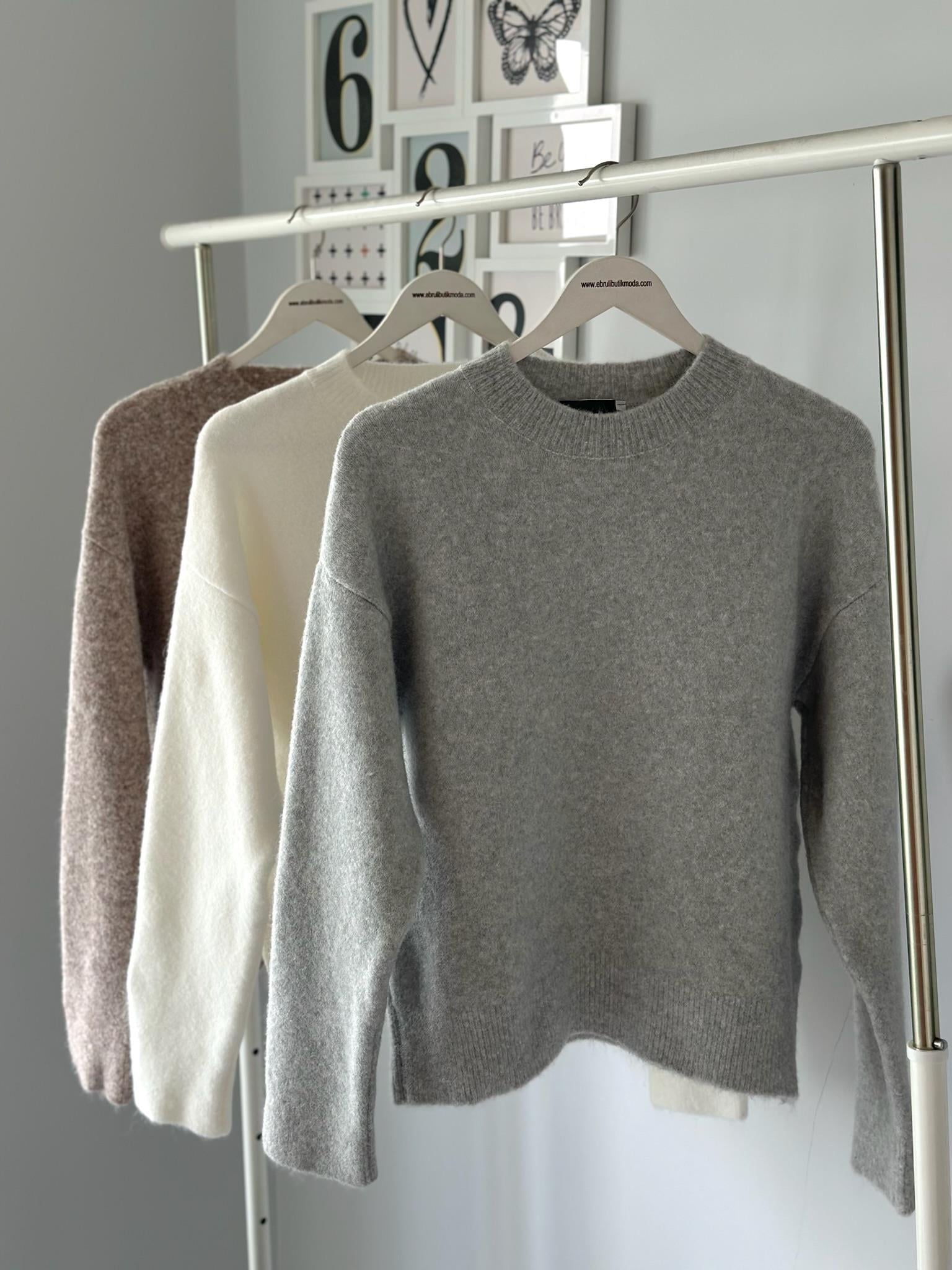 BİSİKLET YAKA YUMUŞAK KAZAK