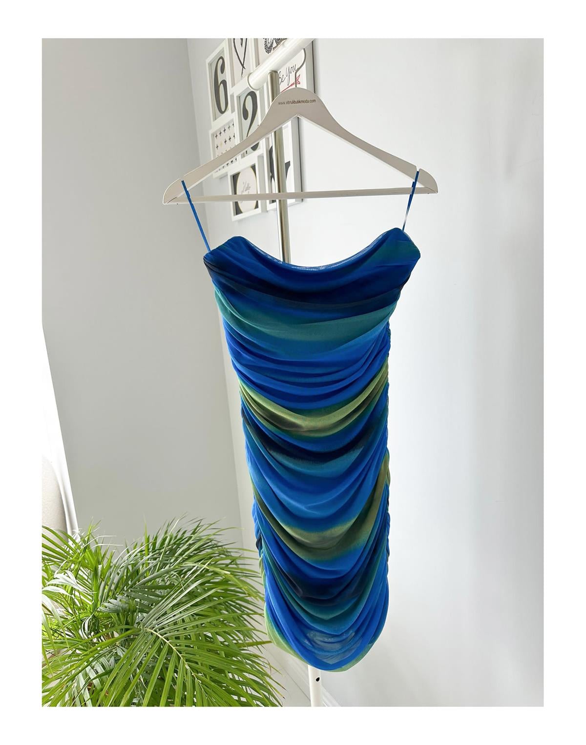 BÜZGÜ DETAY DESENLİ ELBİSE