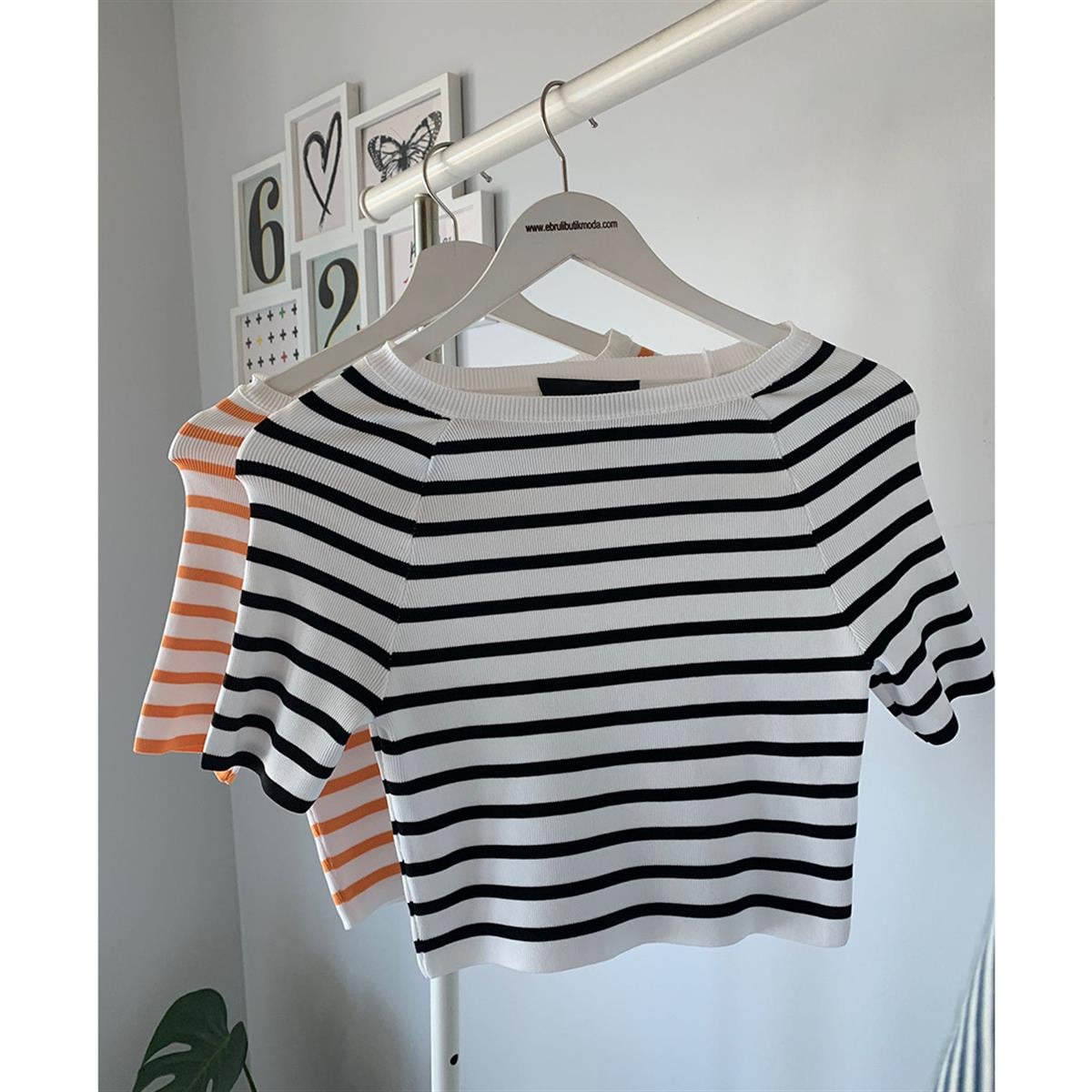 ÇİZGİLİ TRİKO CROP