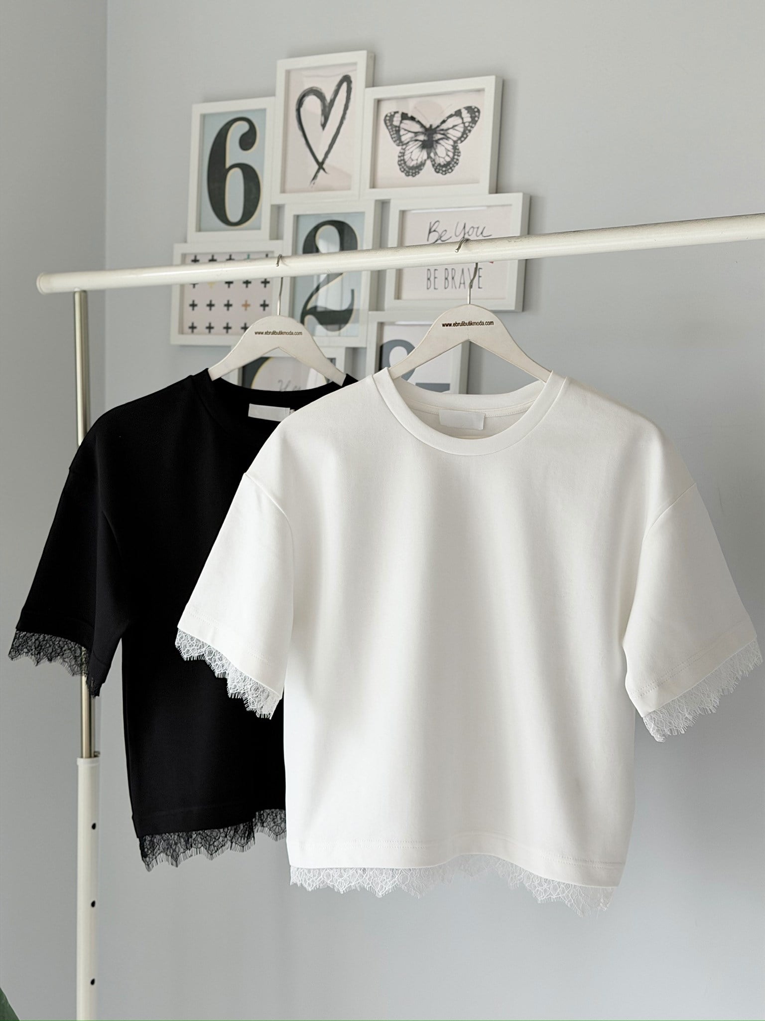 DANTEL ŞERİTLİ PREMIUM TSHIRT
