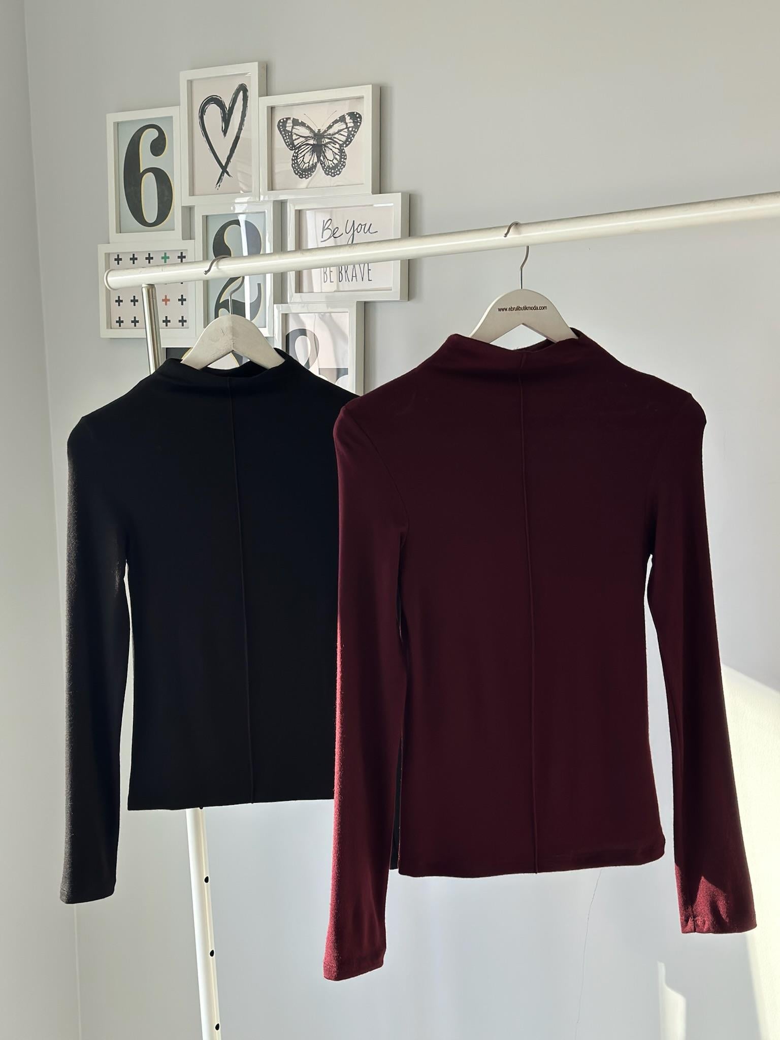 DİK YAKA DİKİŞ DETAY BLUZ