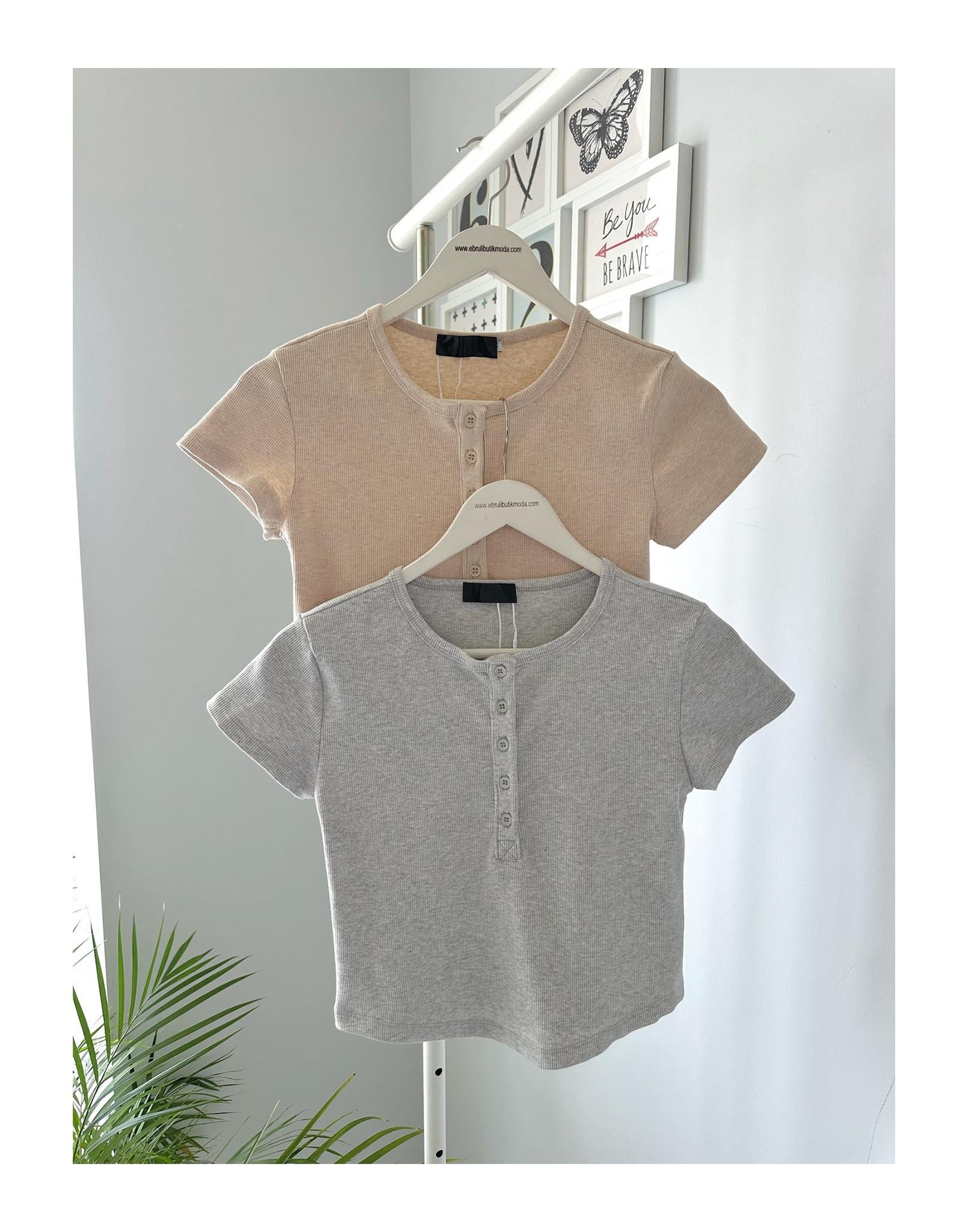 DÜĞME DETAYLI MELANJ BLUZ