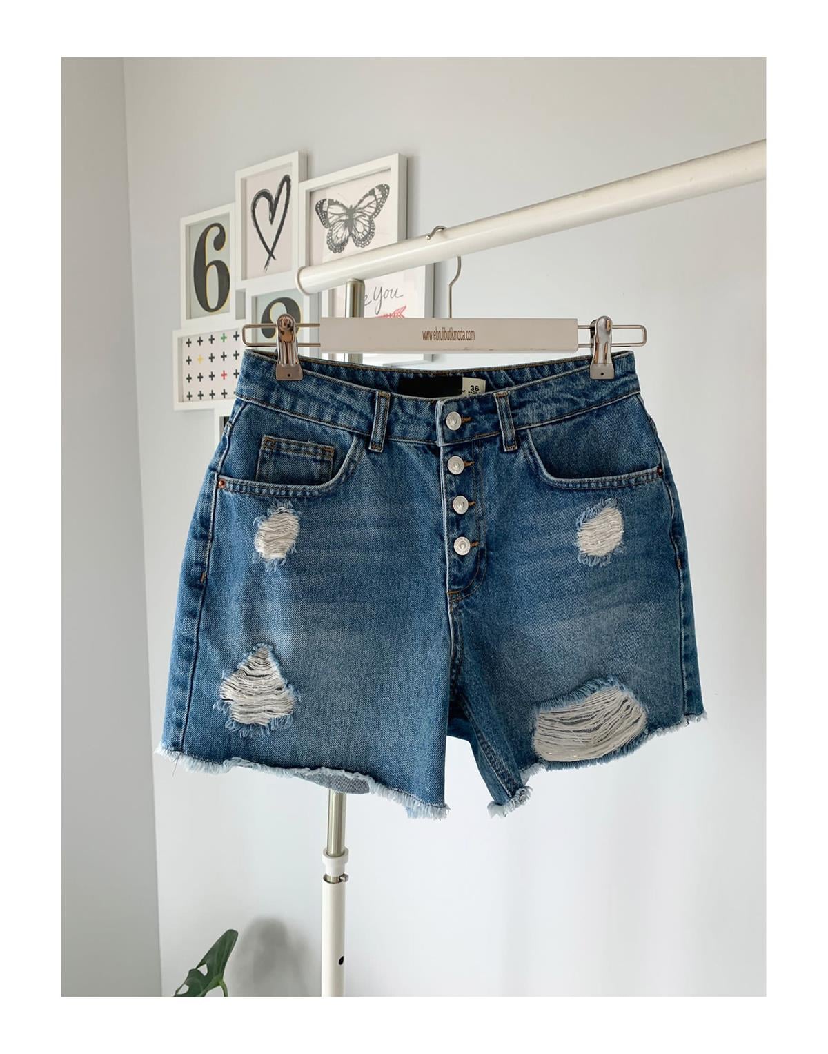 DÜĞMELİ DENIM ŞORT