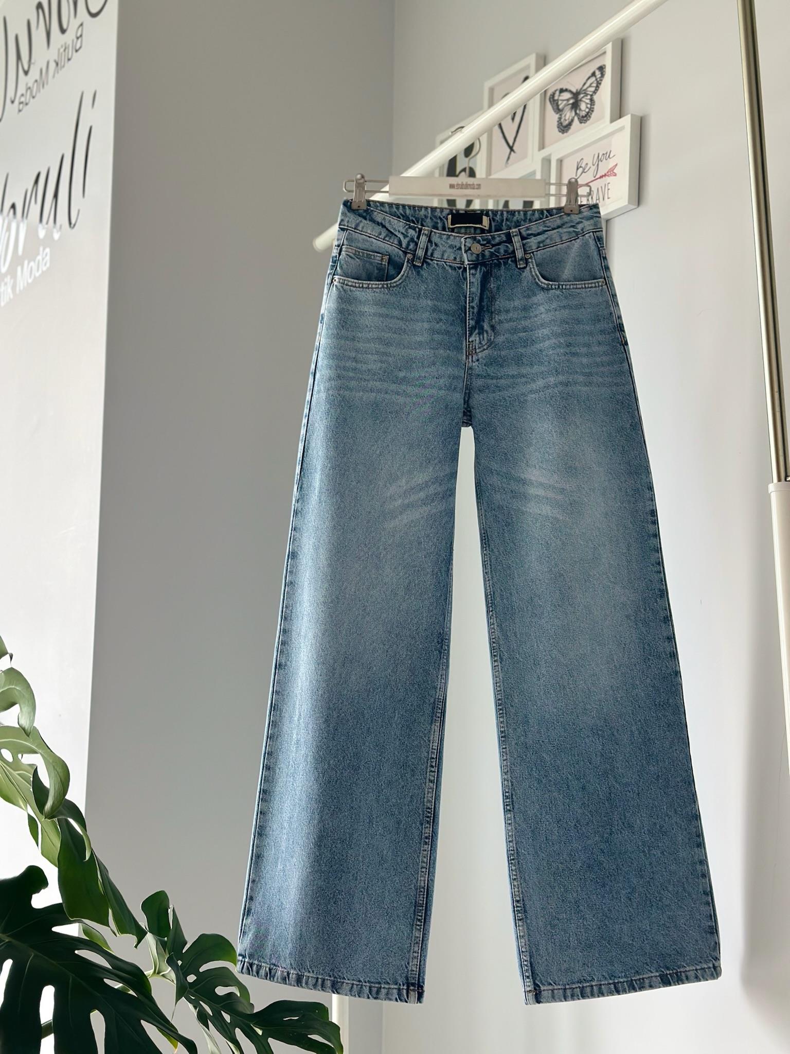 DÜŞÜK BEL GENİŞ PAÇA JEAN
