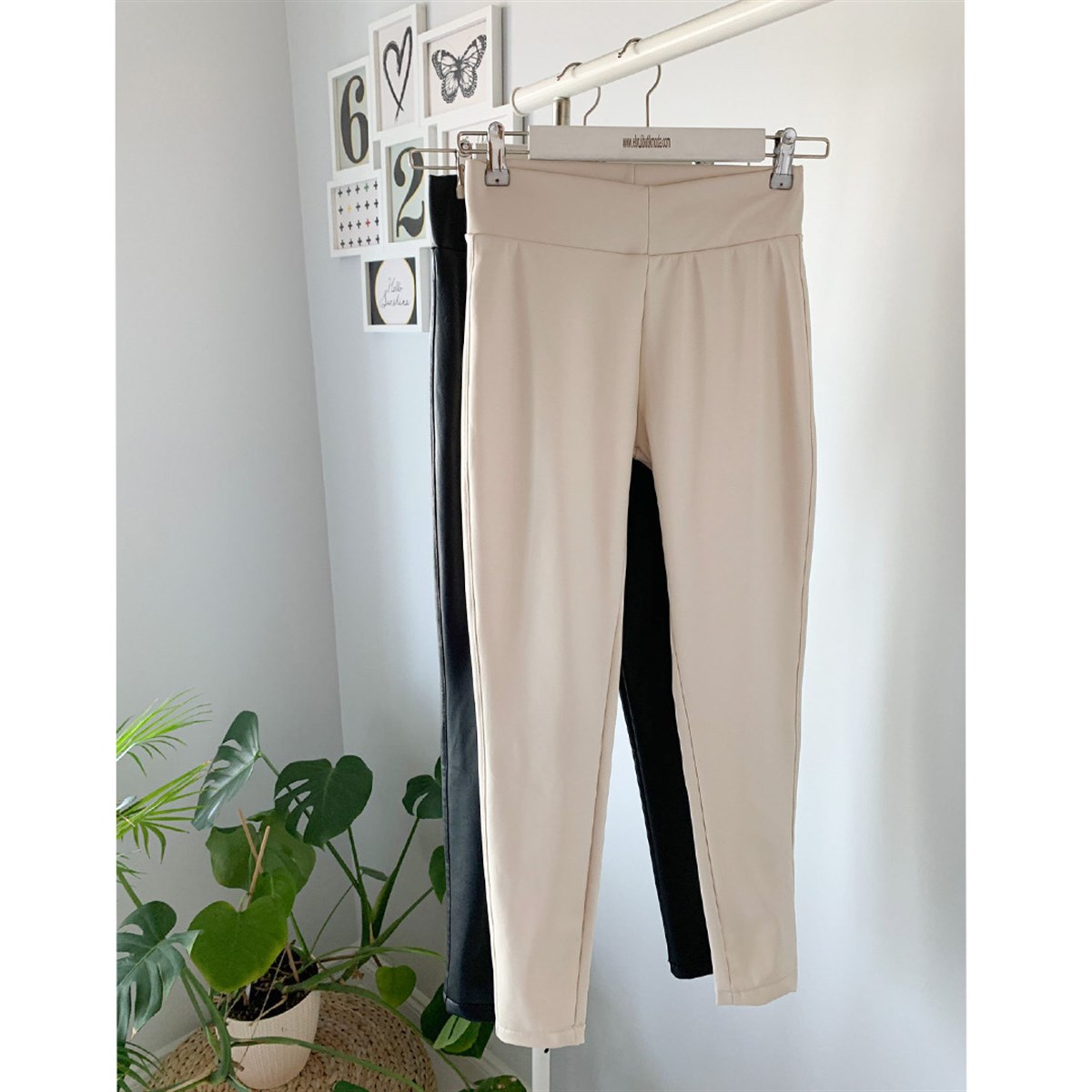 GENİŞ KEMERLİ DERİ TAYT