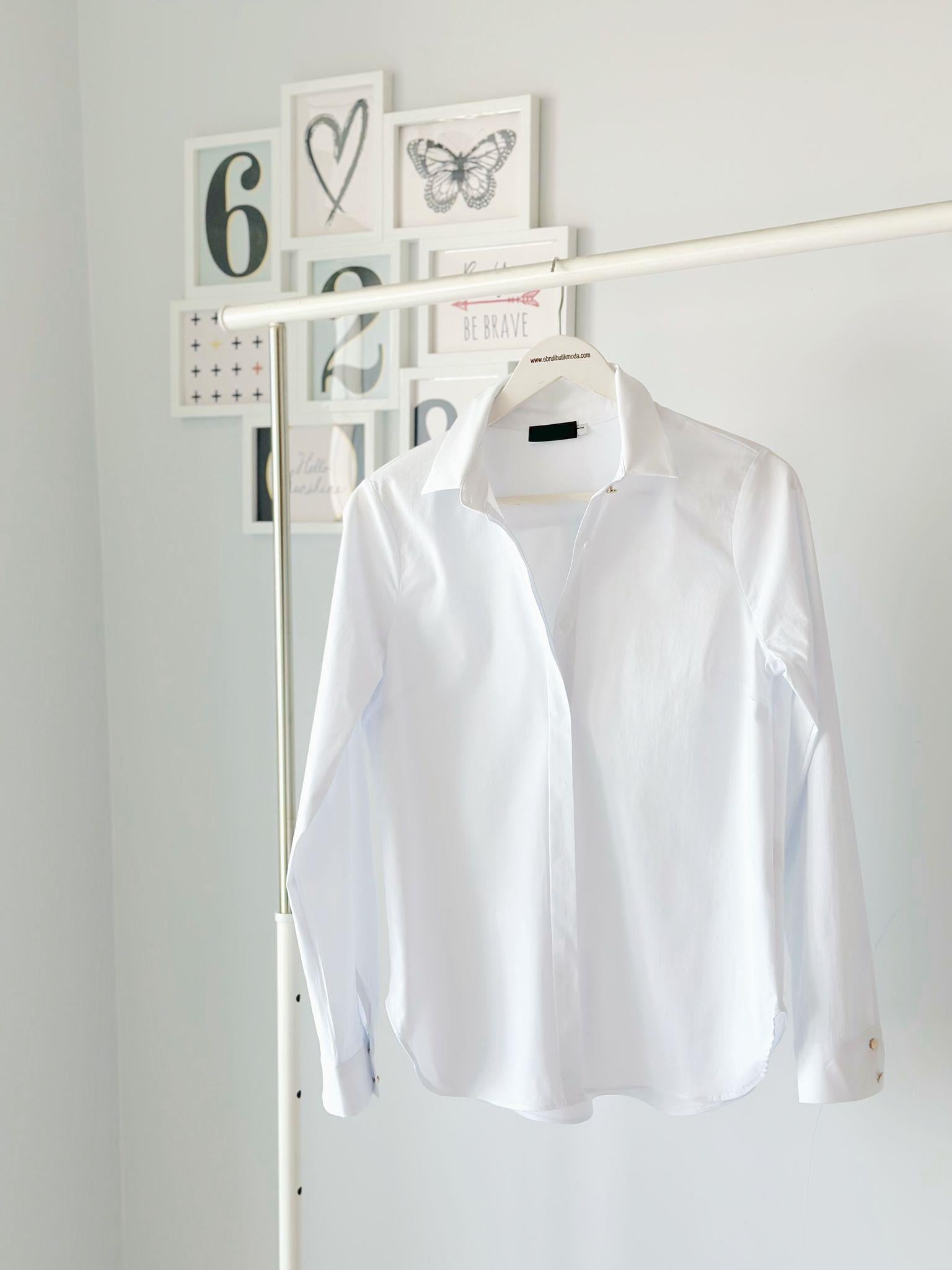 GOLD DÜĞMELİ GOMLEK