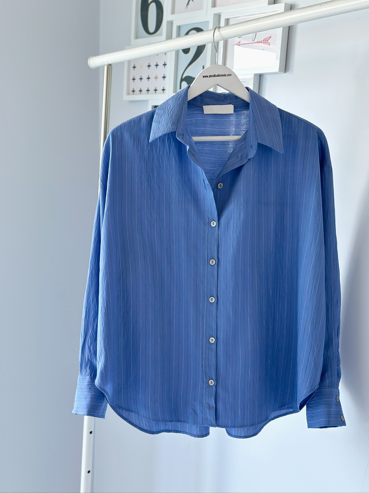 İNDİGO MAVİ ÇİZGİLİ GÖMLEK