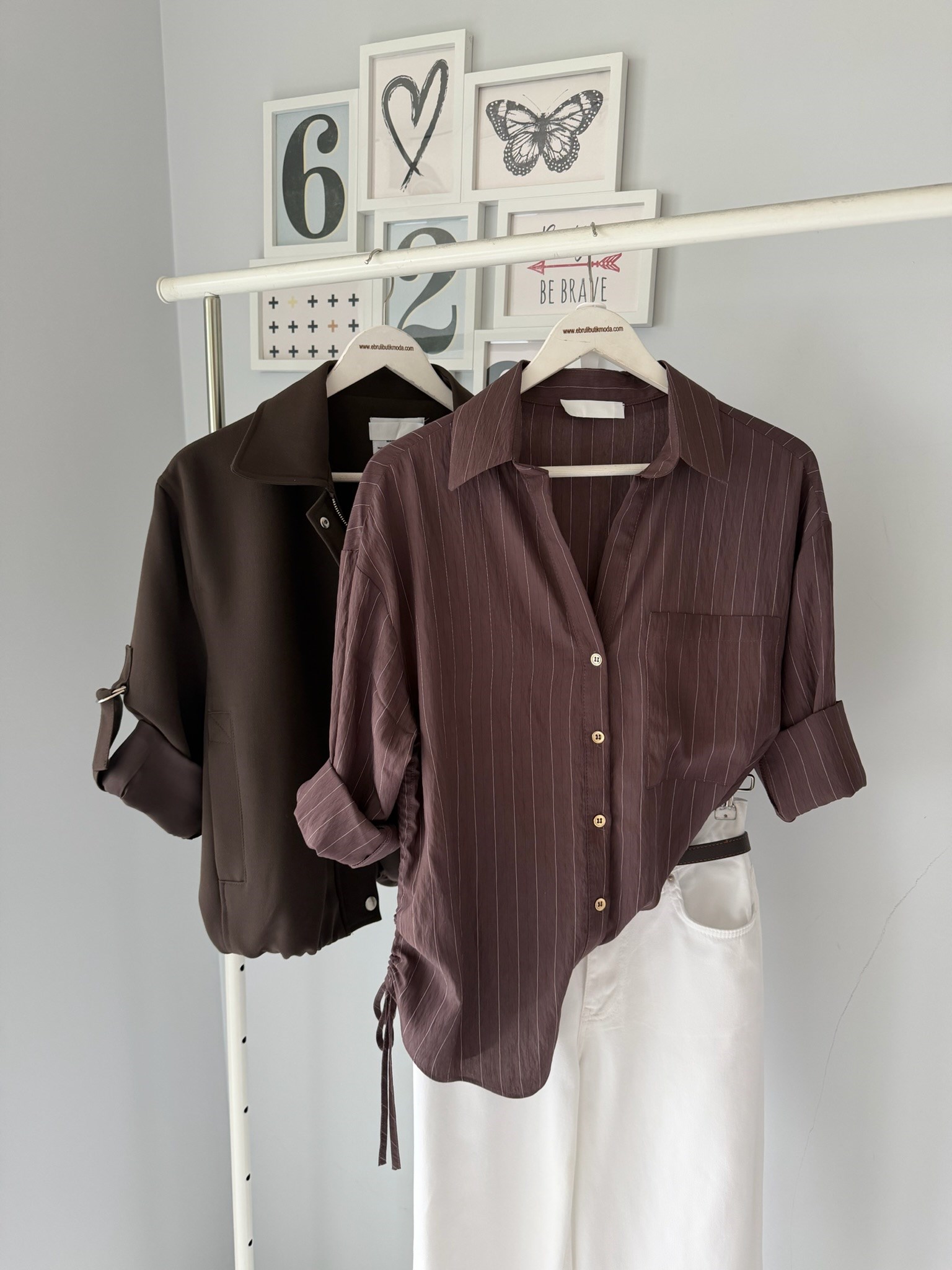 KAHVERENGİ ÇİZGİLİ GÖMLEK