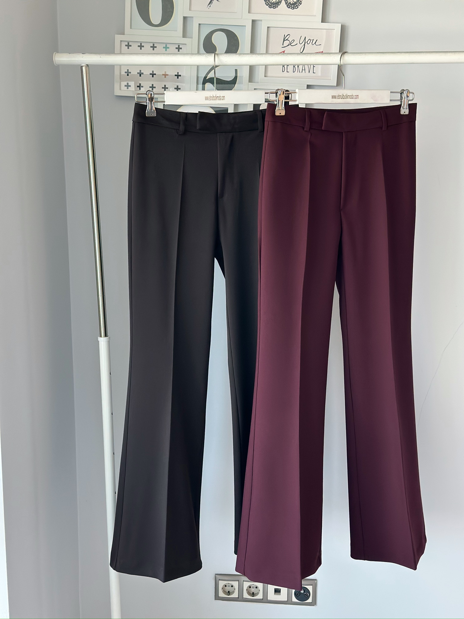 KAPAK KEMERLİ GENİŞ PAÇA PANTOLON