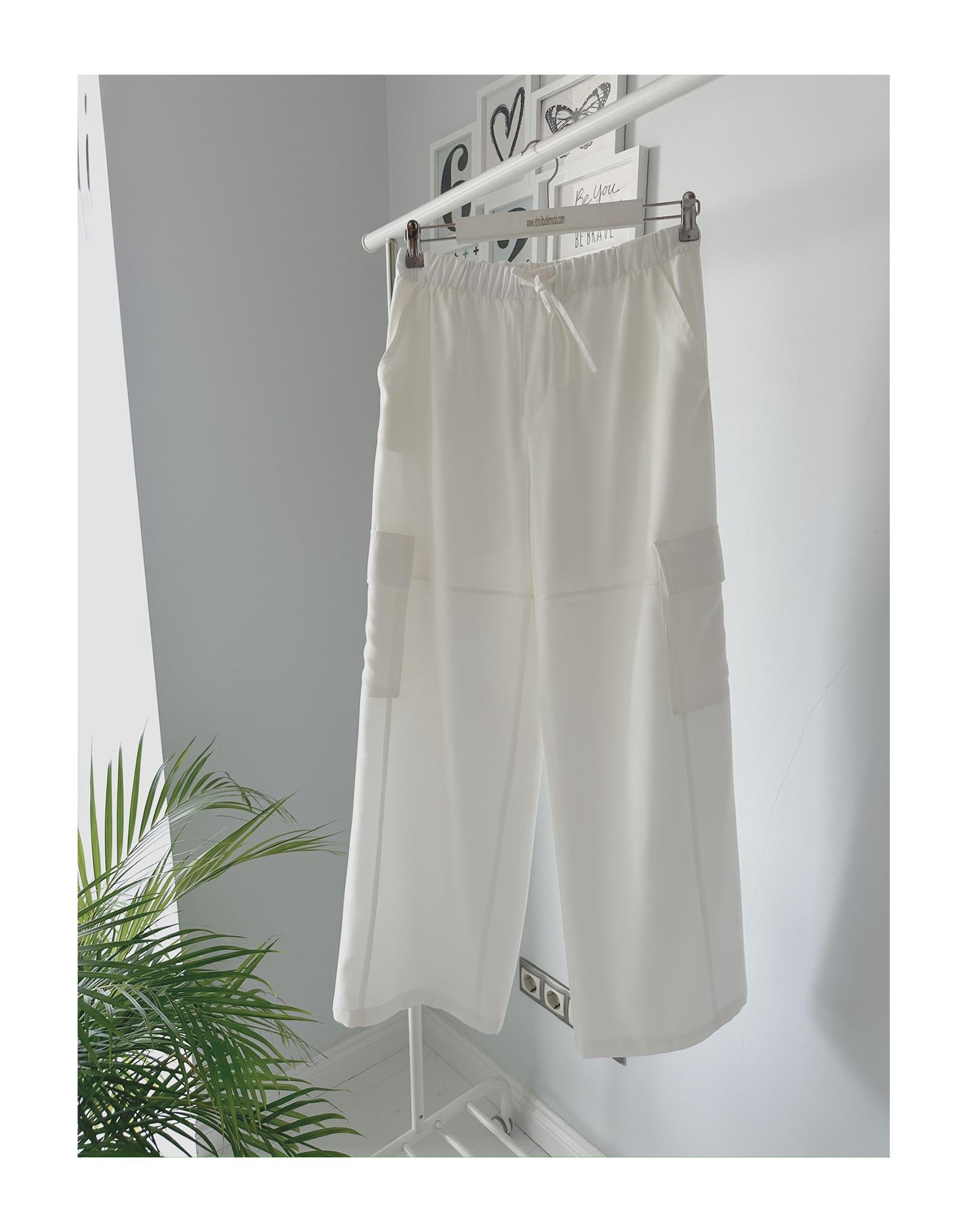 KARGO CEP BEYAZ PANTOLON