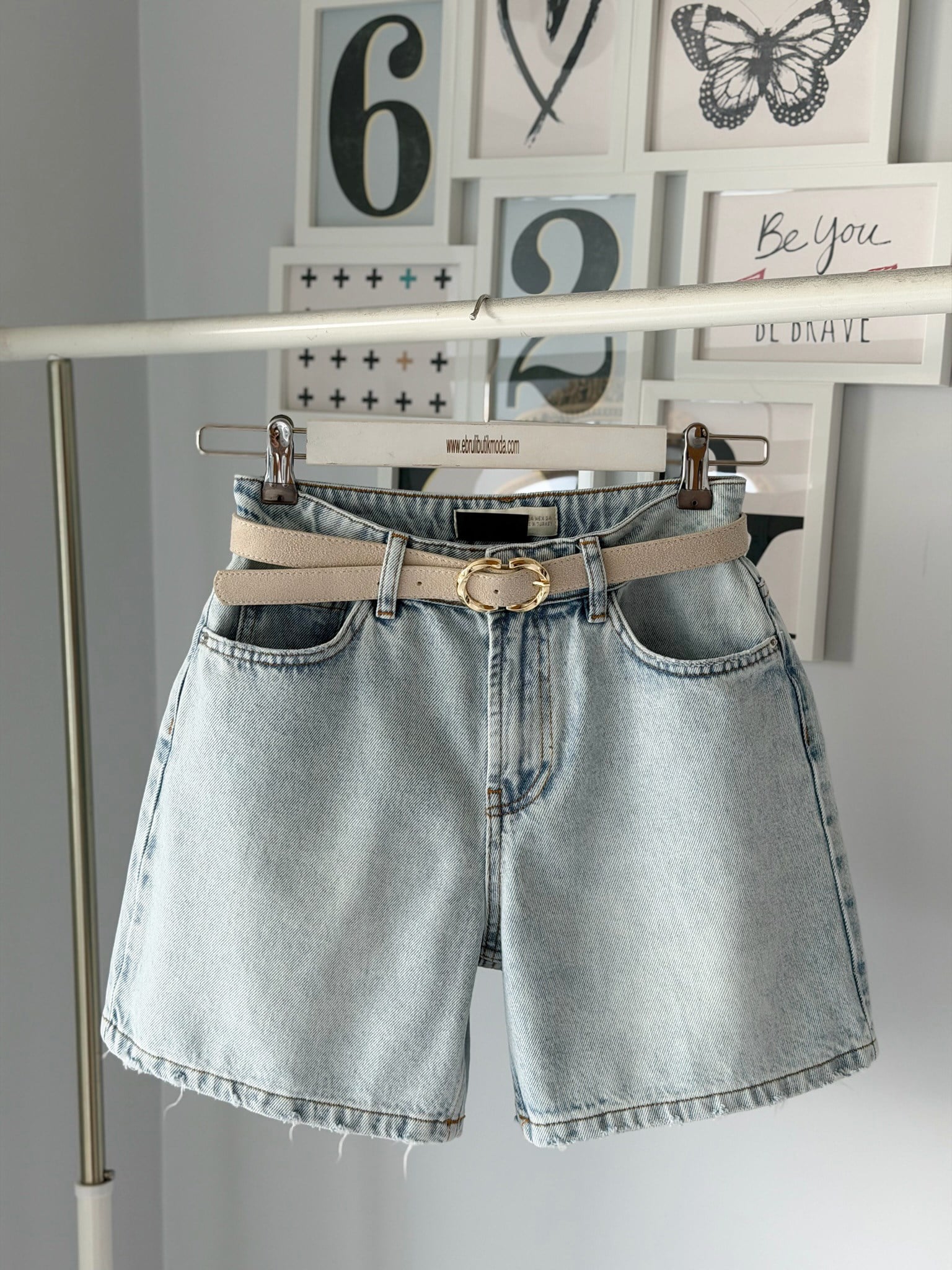 KEMERLİ 5 CEP DENIM ŞORT