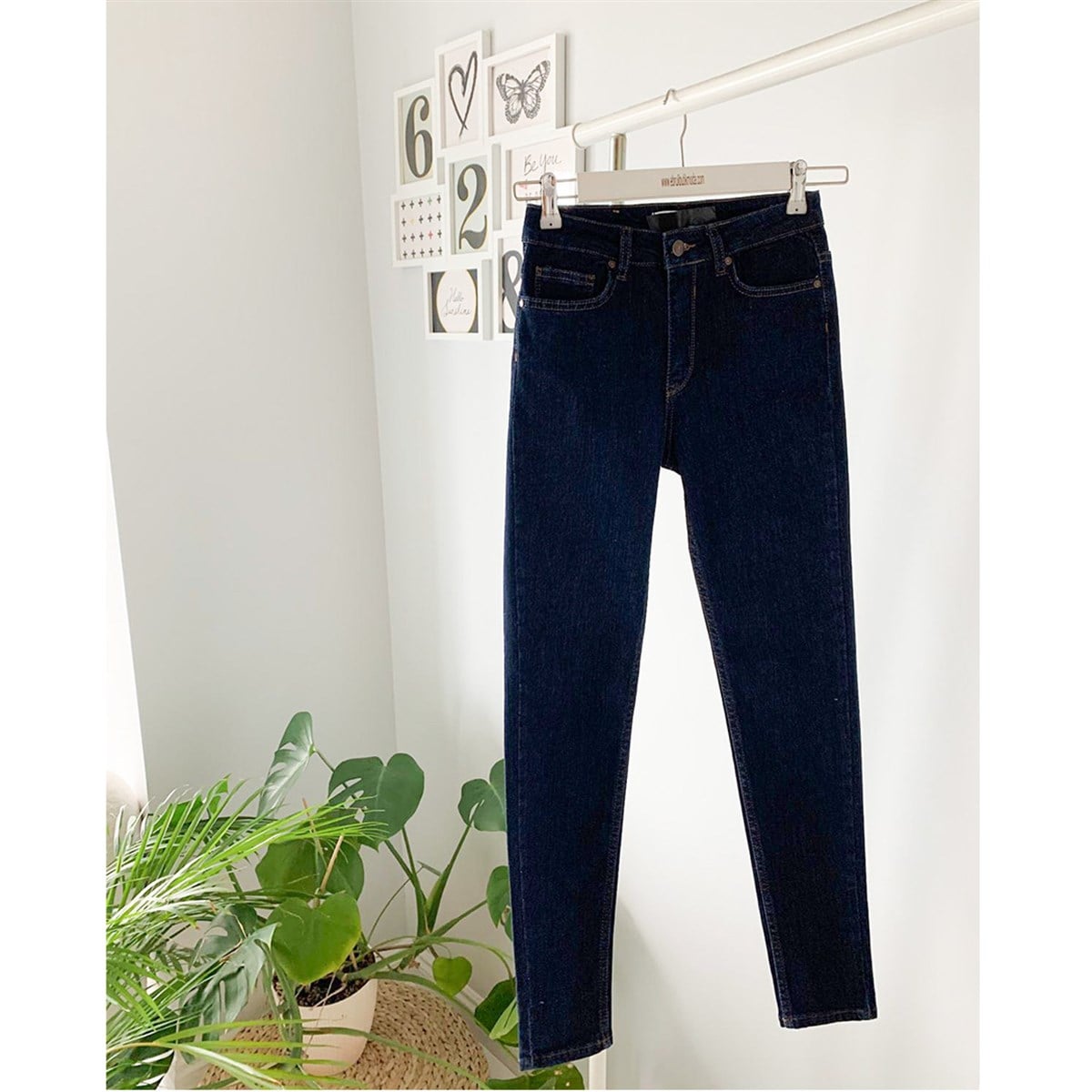 KOYU LACİ SKINNY JEAN