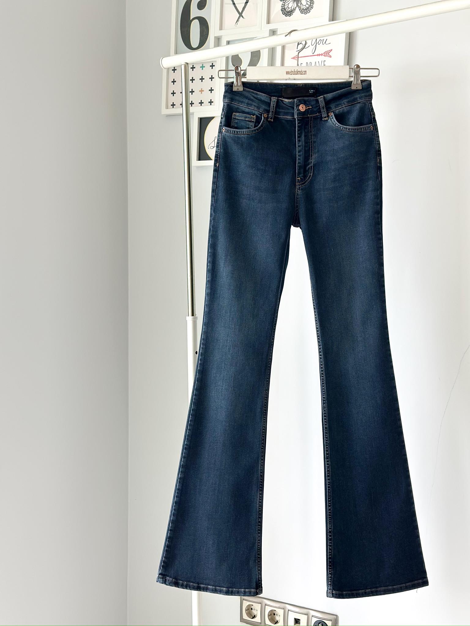 KOYU RENK İSPANYOL PAÇA JEAN