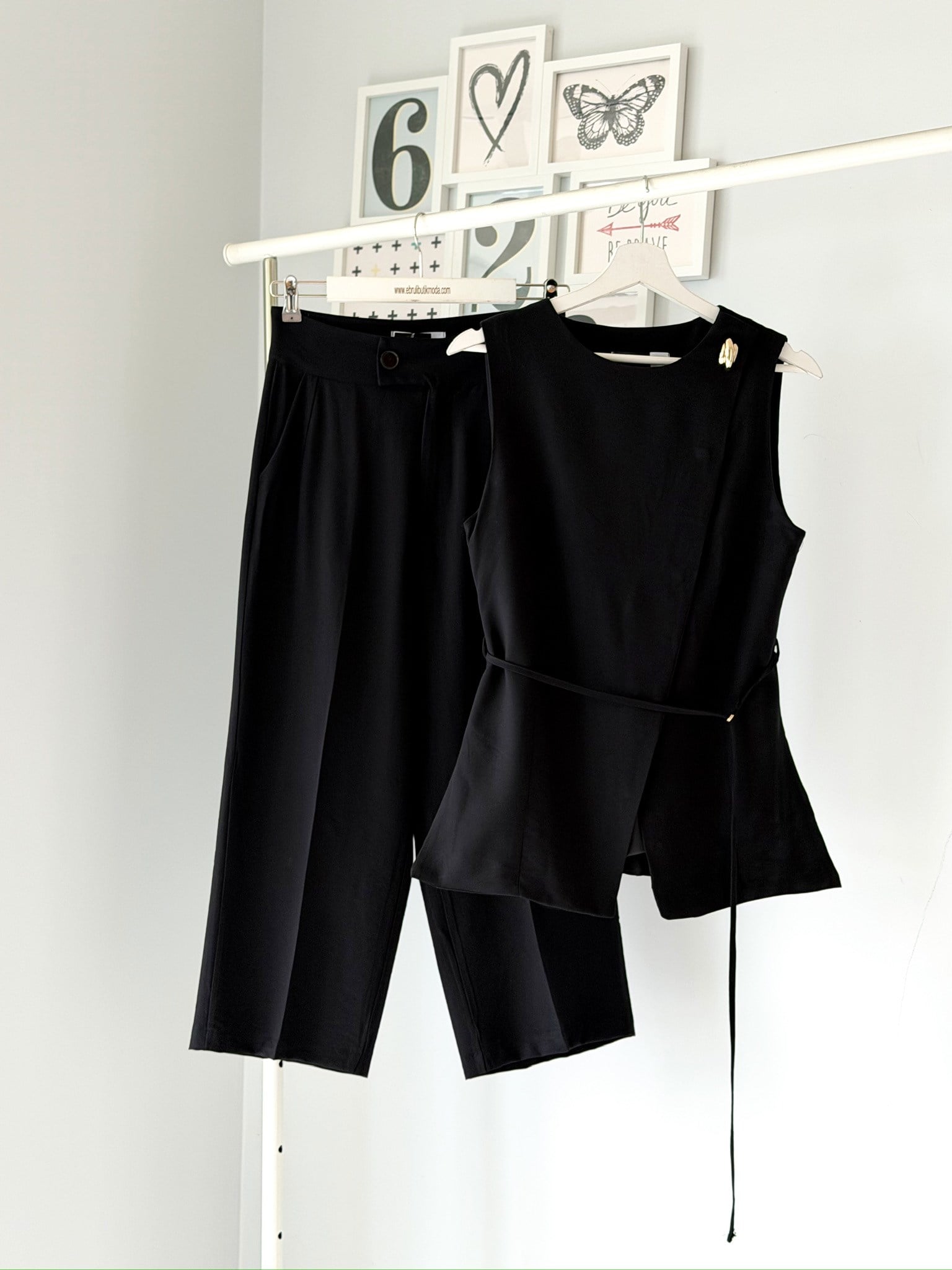 KRUVAZE YELEKLİ TAKIM