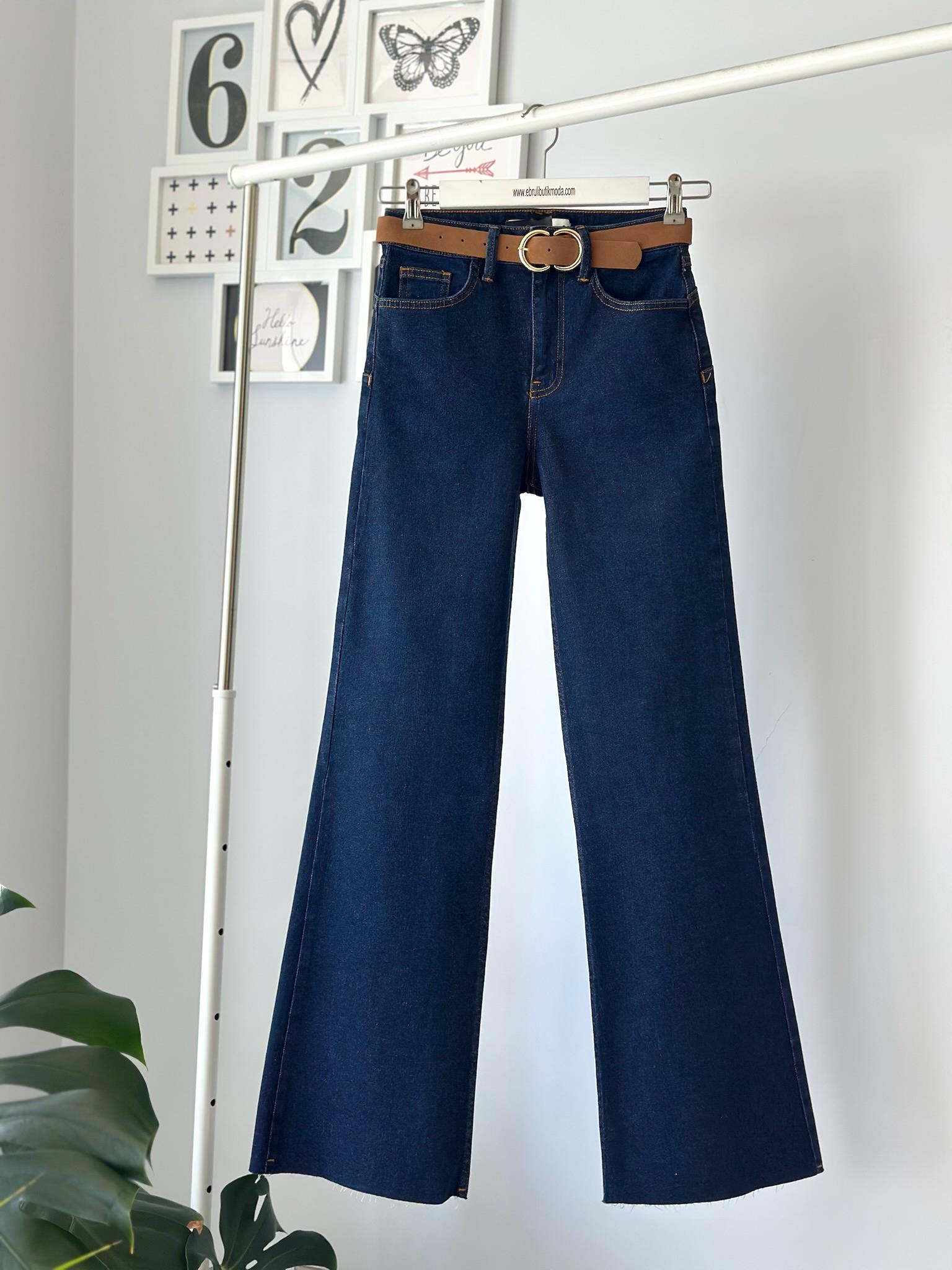 MAVİ KEMERLİ PUSH UP JEAN