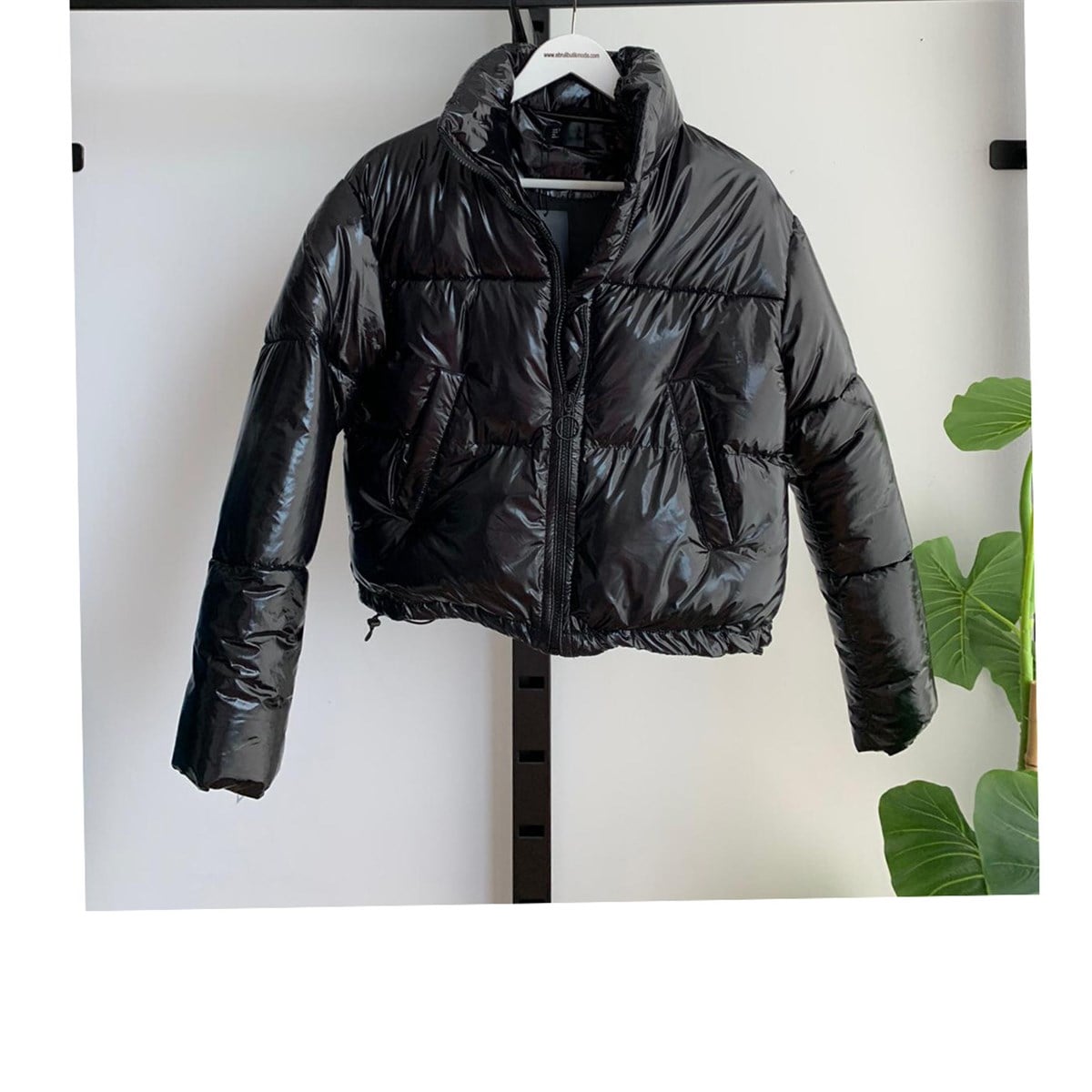 PARLAK ŞİŞME MONT
