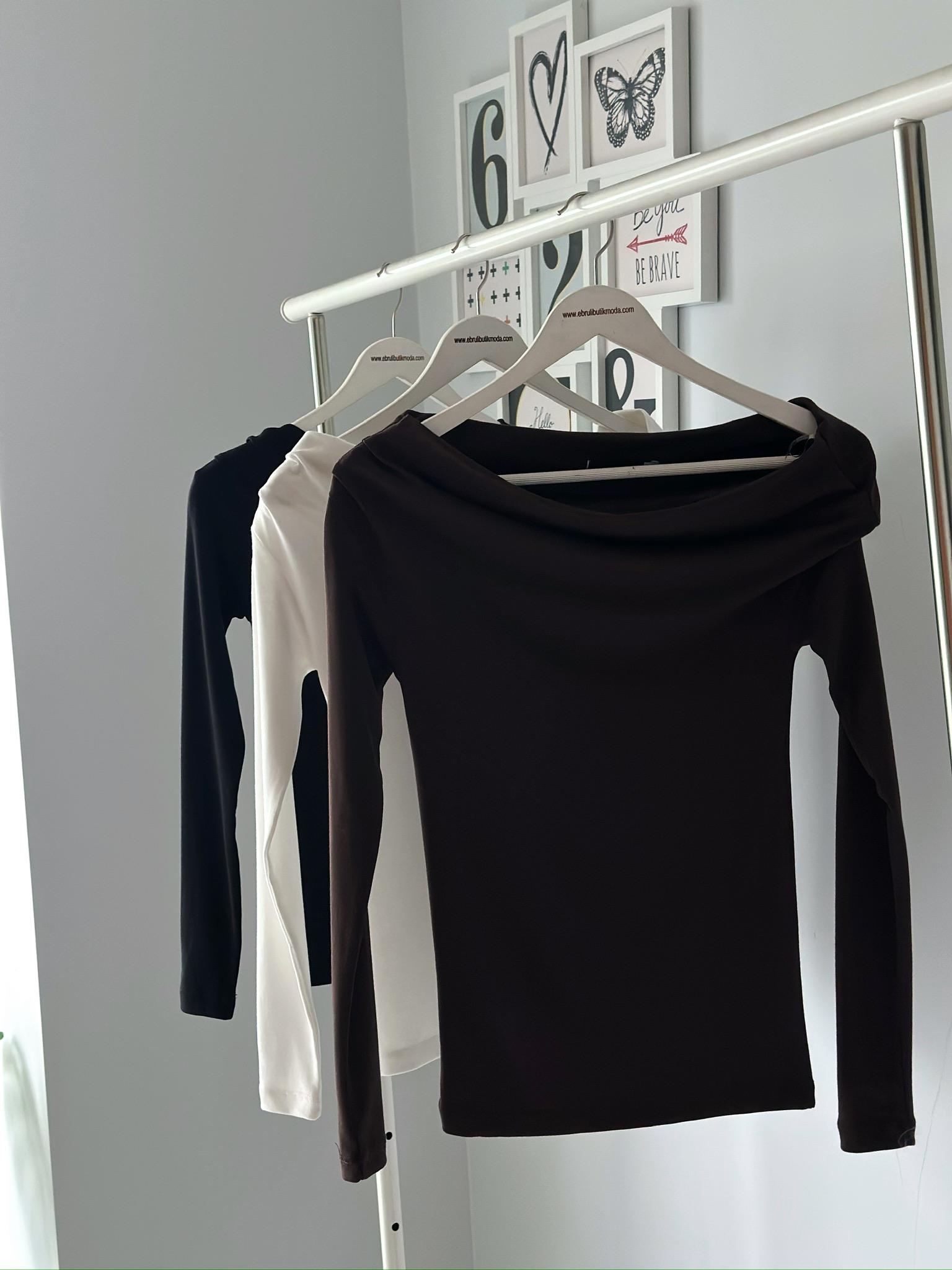 PİLELİ MADONNA YAKA BLUZ