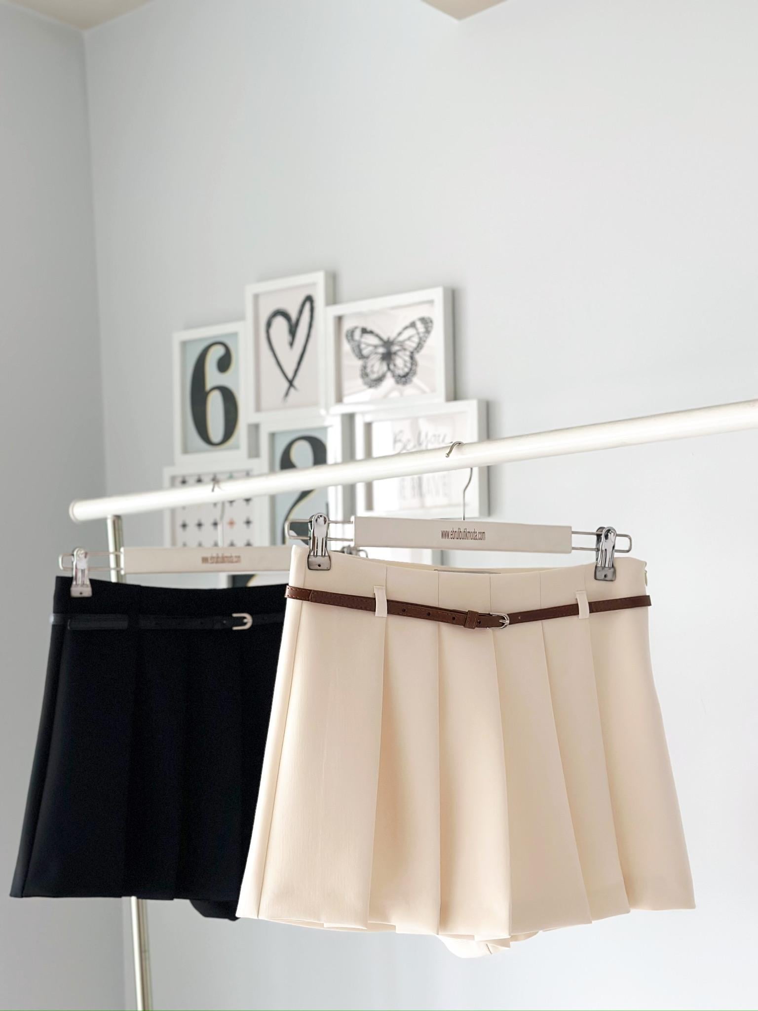 PİLİLİ ŞORT ETEK