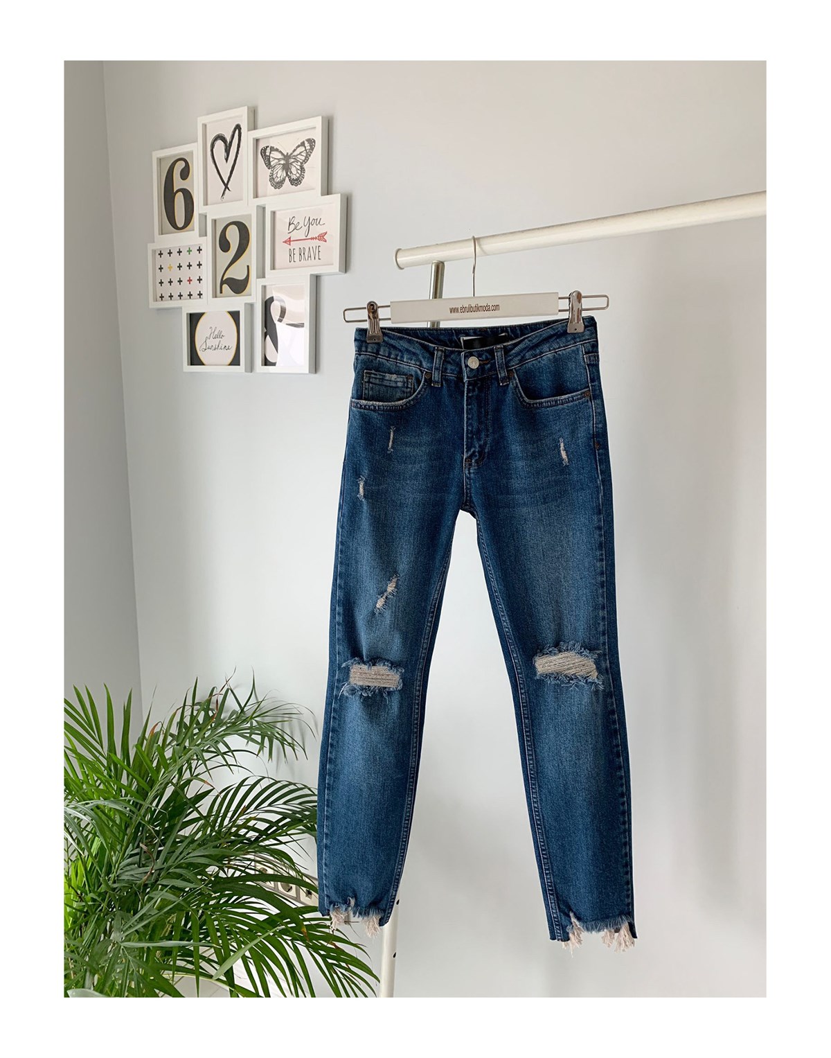 SAÇAKLI SLIM BOYFRIEND JEAN