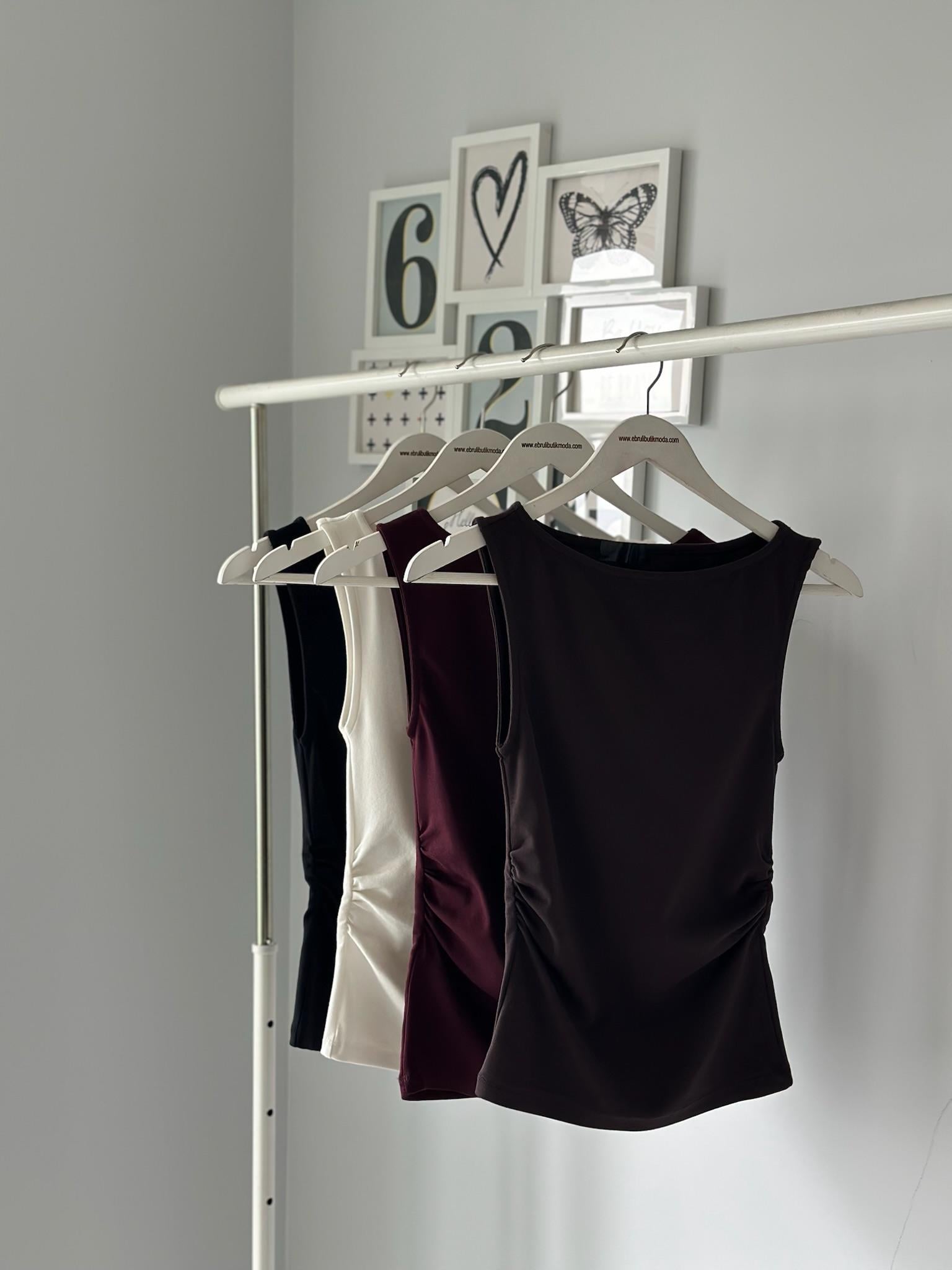 SIFIR KOL KAYIK YAKA BLUZ