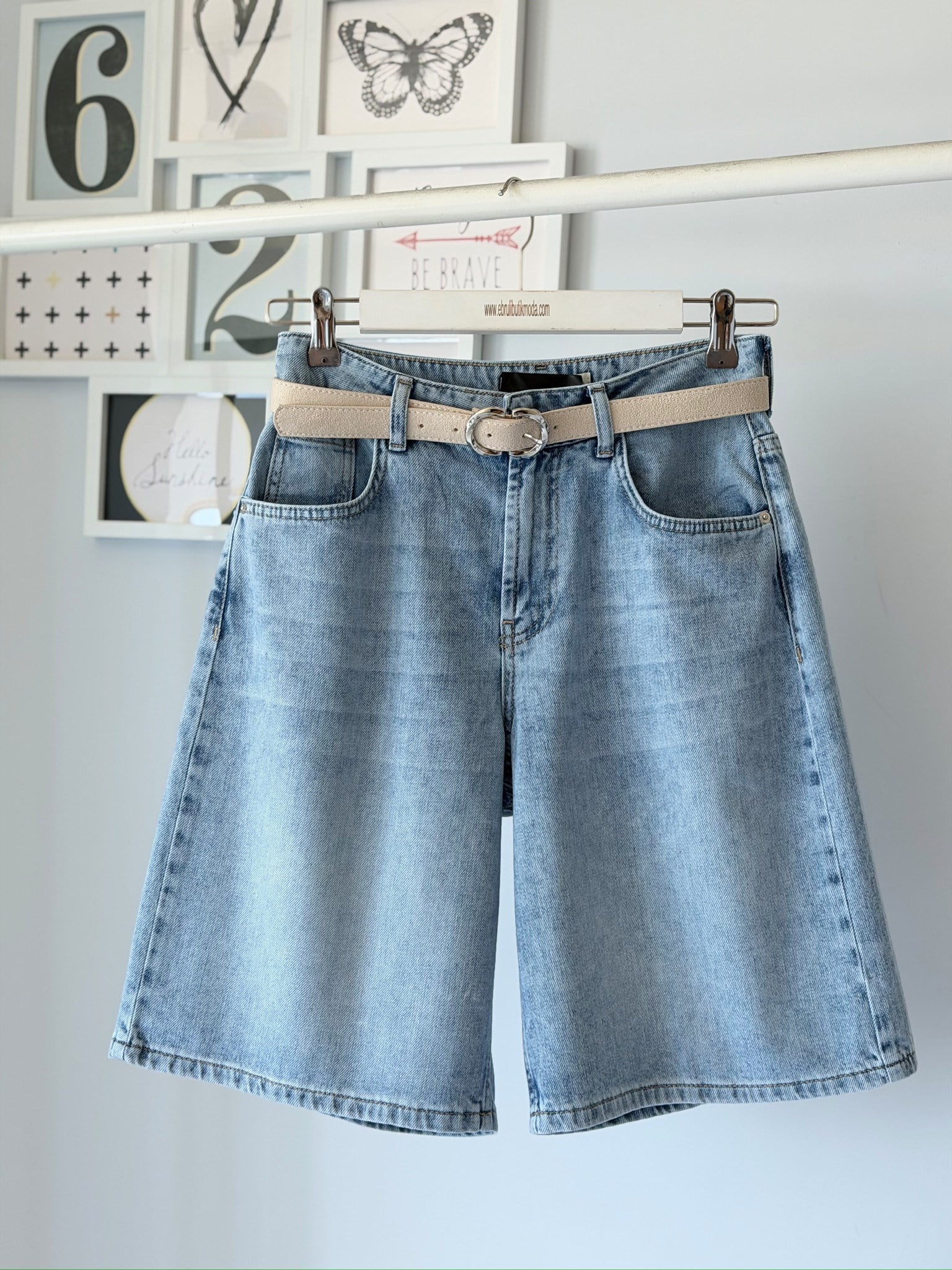 TENCEL DENIM BERMUDA