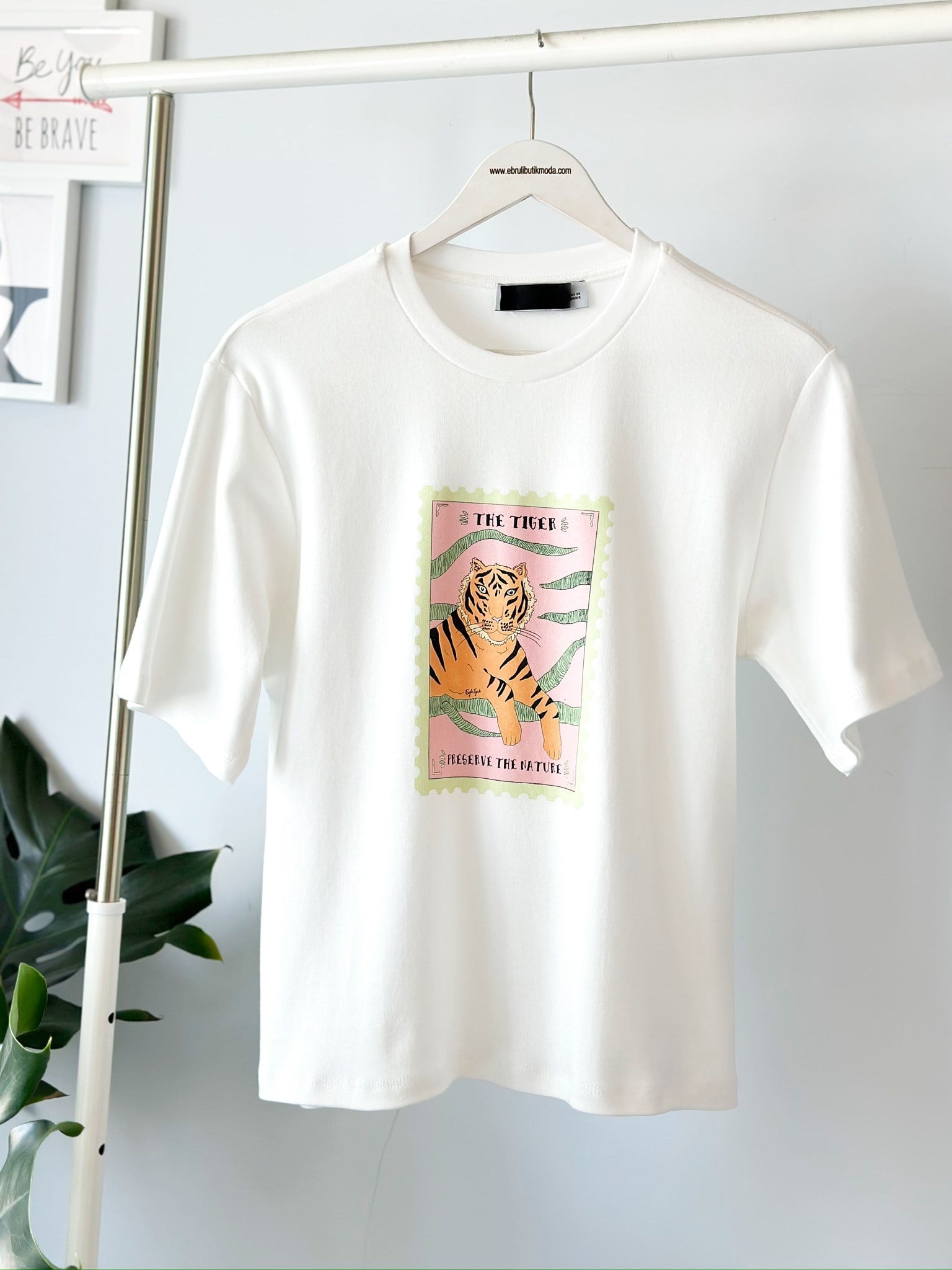TIGER RENKLİ TSHIRT