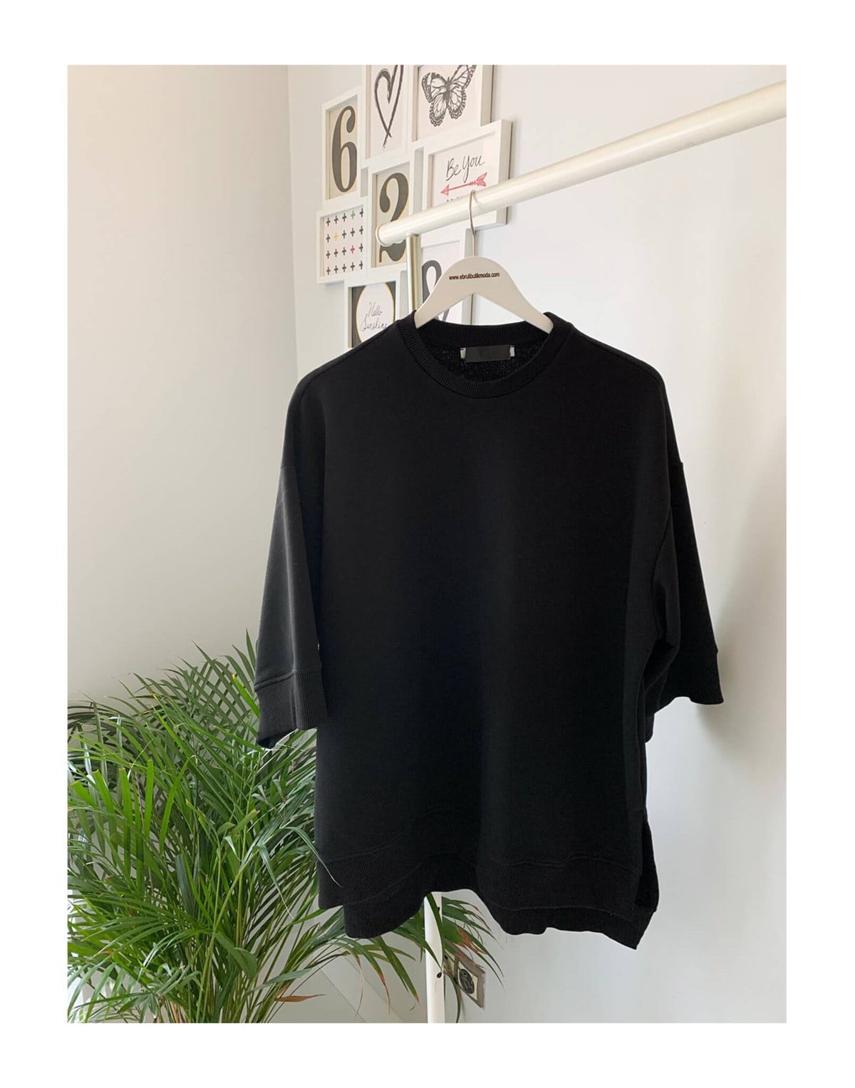 YIRTMAÇLI YARIM KOL SWEATSHIRT