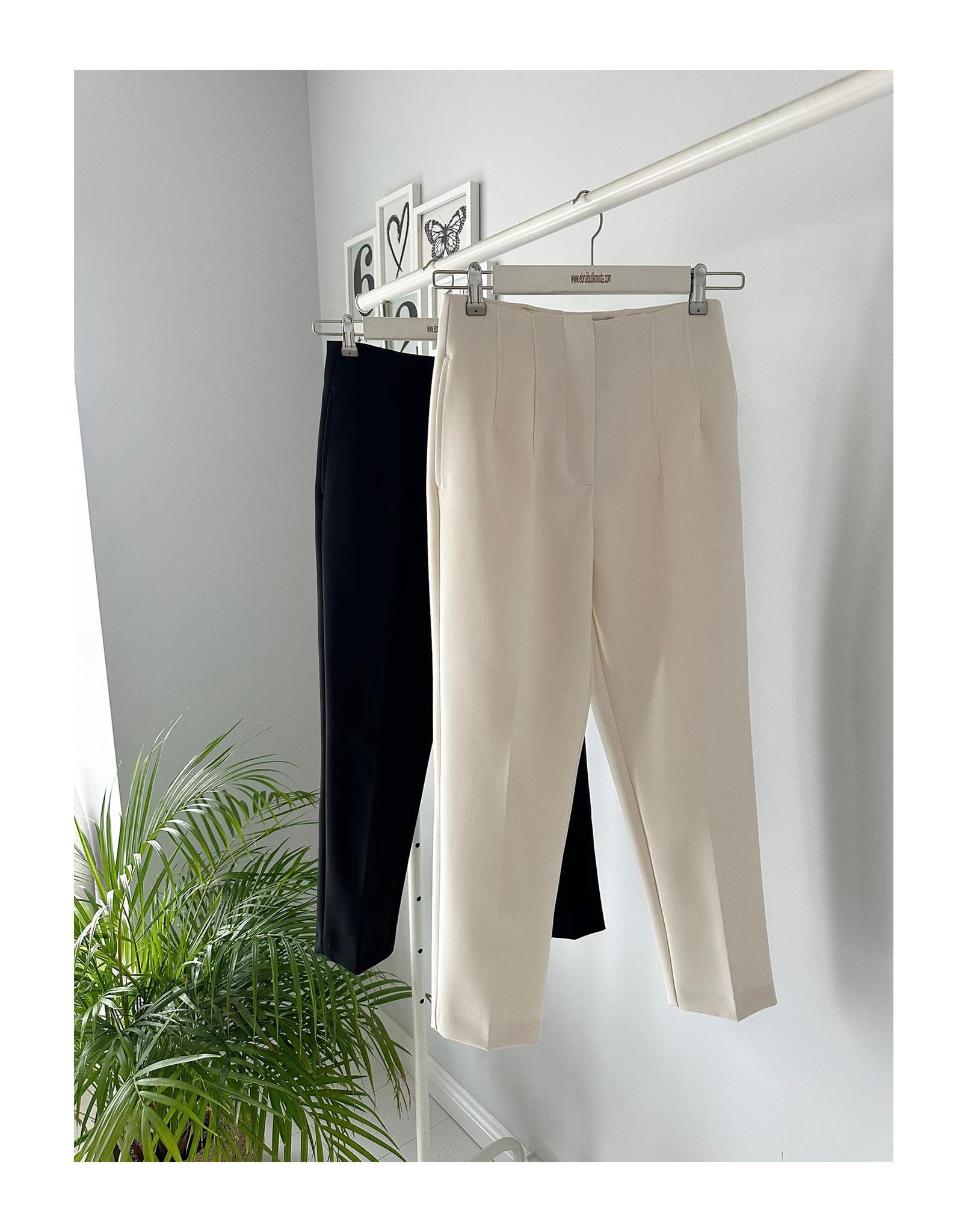 YÜKSEK BEL PENSLİ FİT PANTOLON