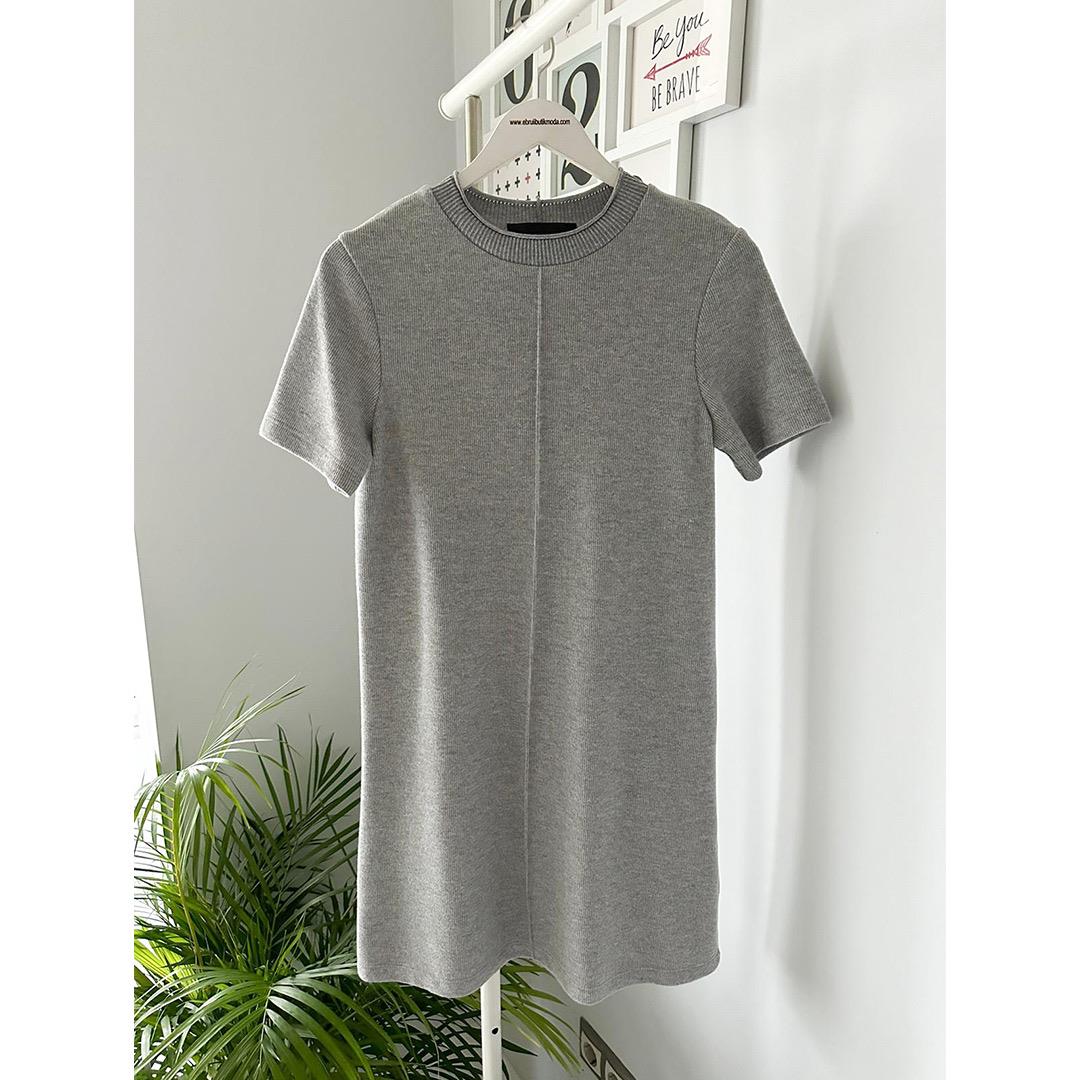 YUMUŞAK DOKULU TRİKO ELBİSE