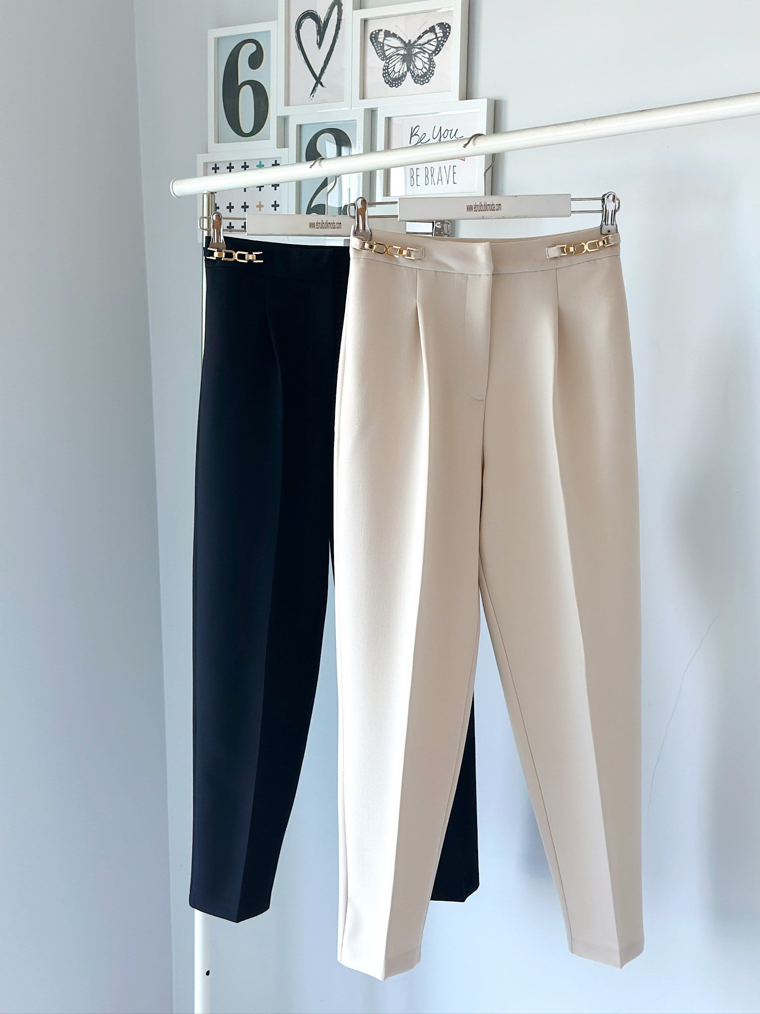 ZİNCİR DETAYLI KUMAŞ PANTOLON