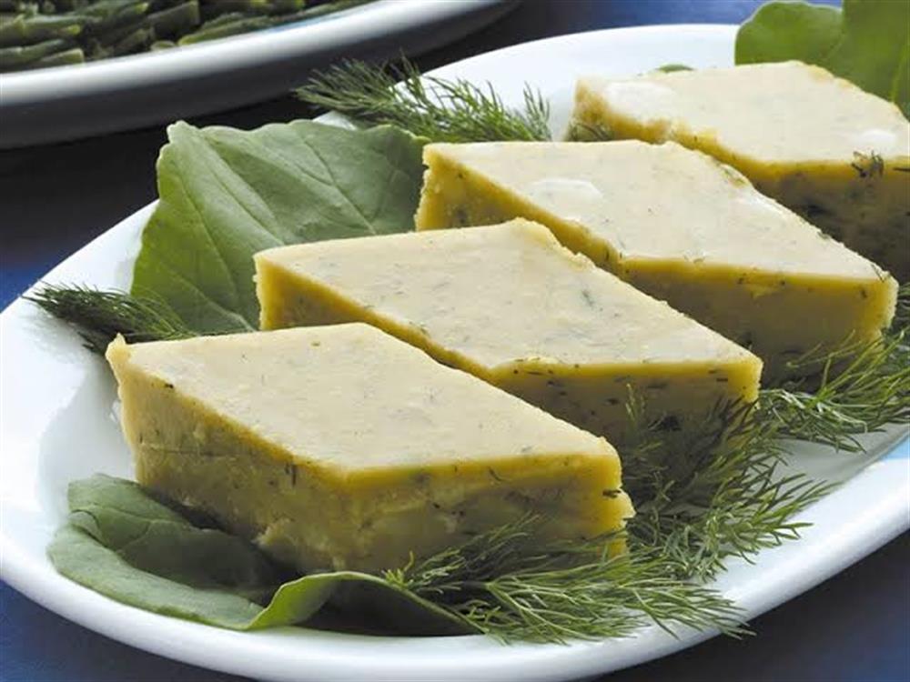 FAVA KG