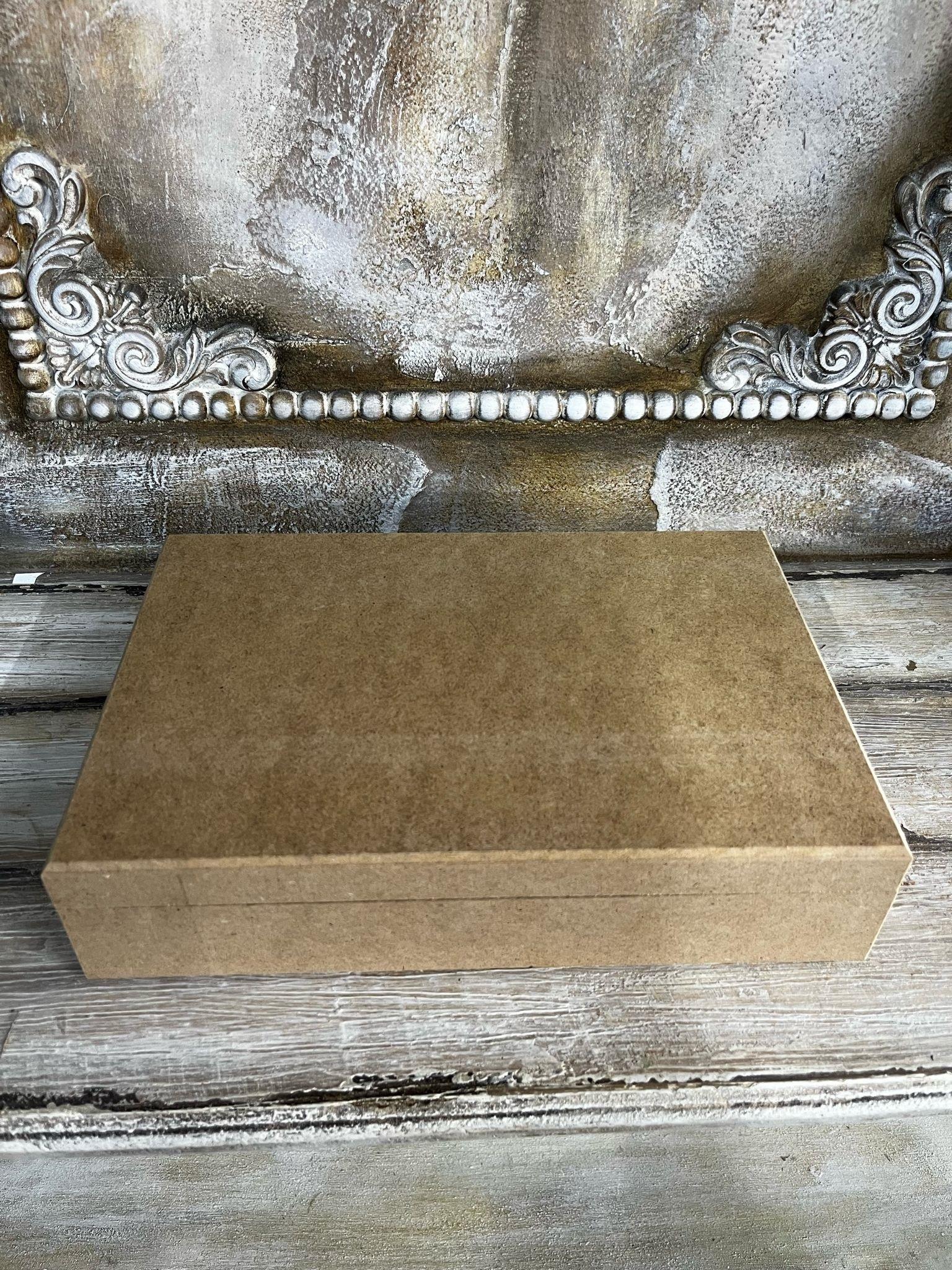 8 BÖLMELİ KUTU 30X20 CM
