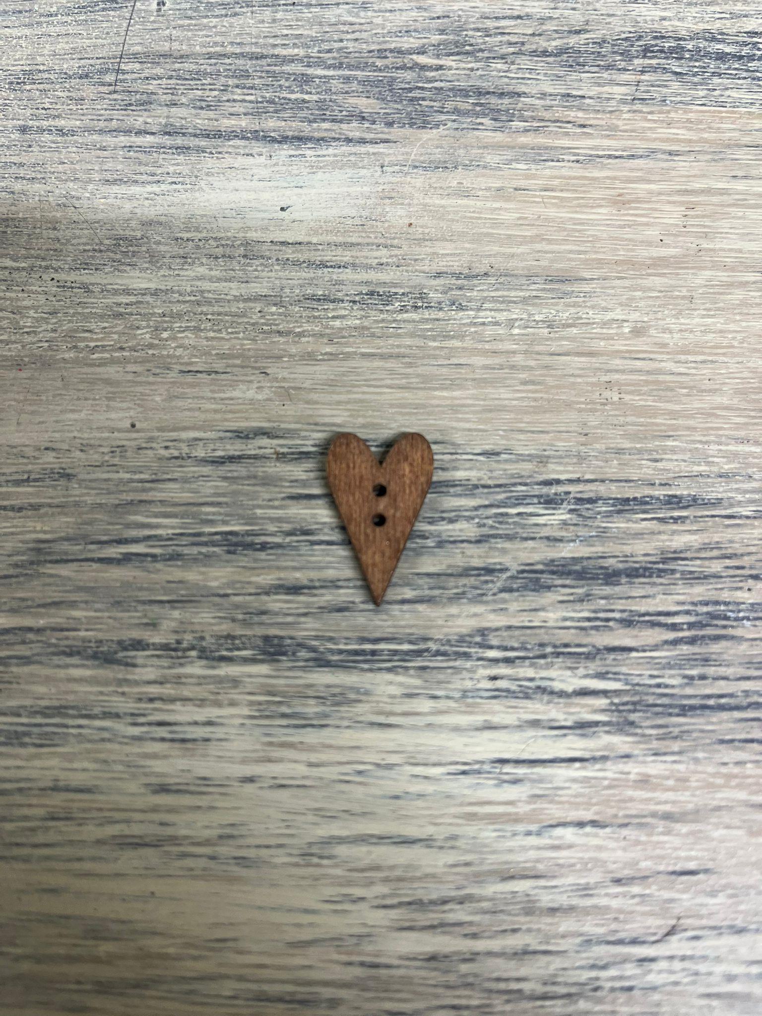 DÜĞMELİ KALP 2,5X1,5 CM