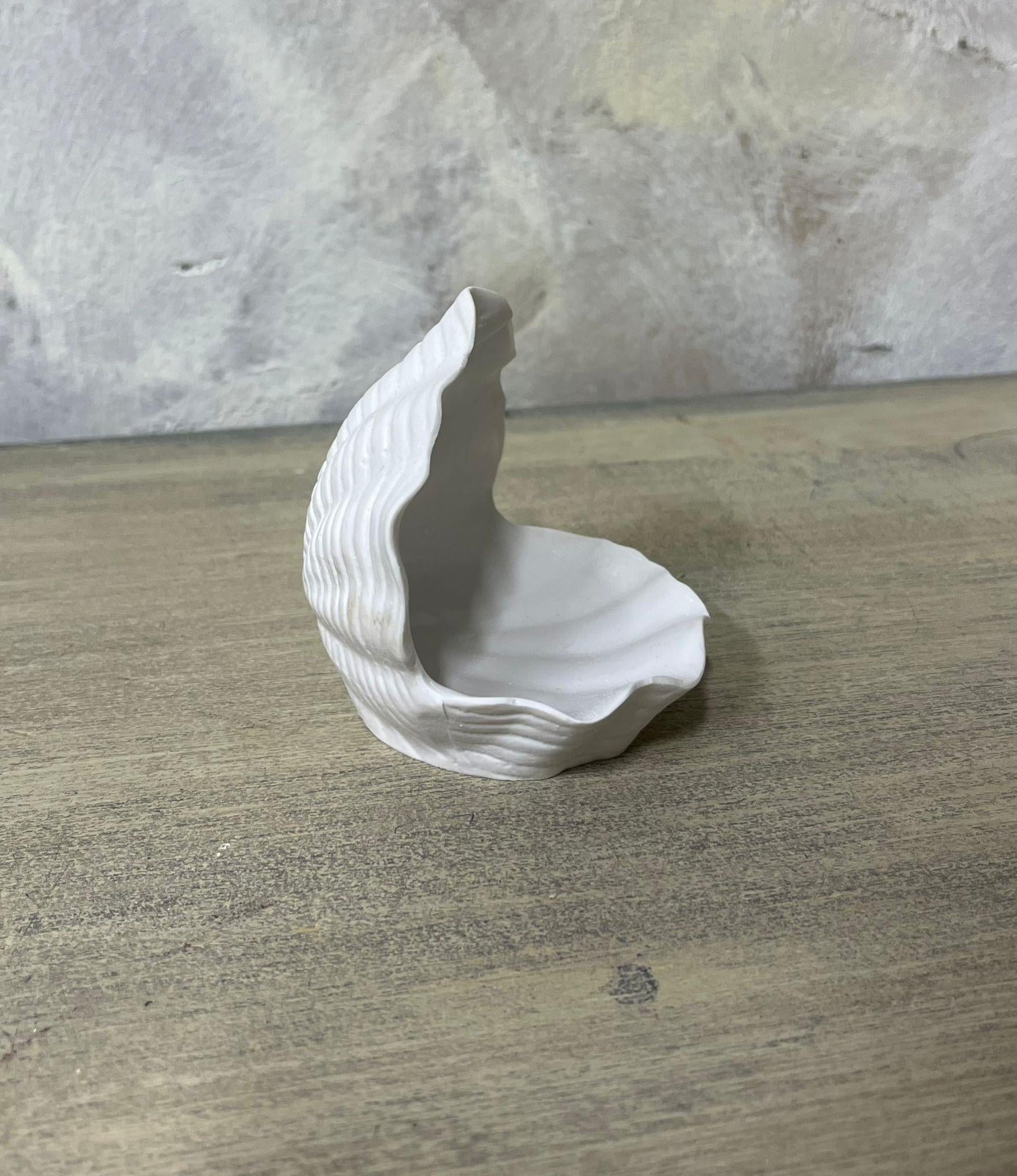 İstiridye Sunumluk Polyester Dekoratif Obje 9 x 9 cm