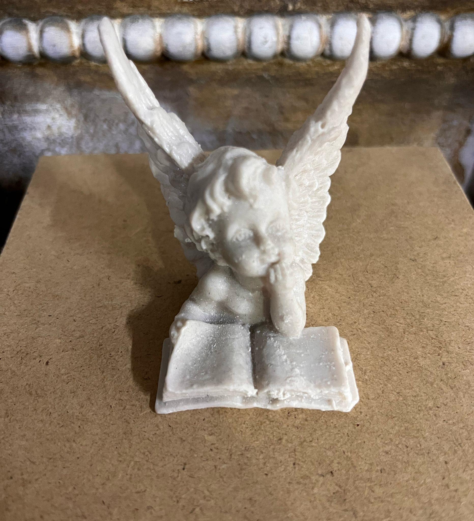 KİTAP OKUYAN MELEK OBJE 4,5X7,5 CM