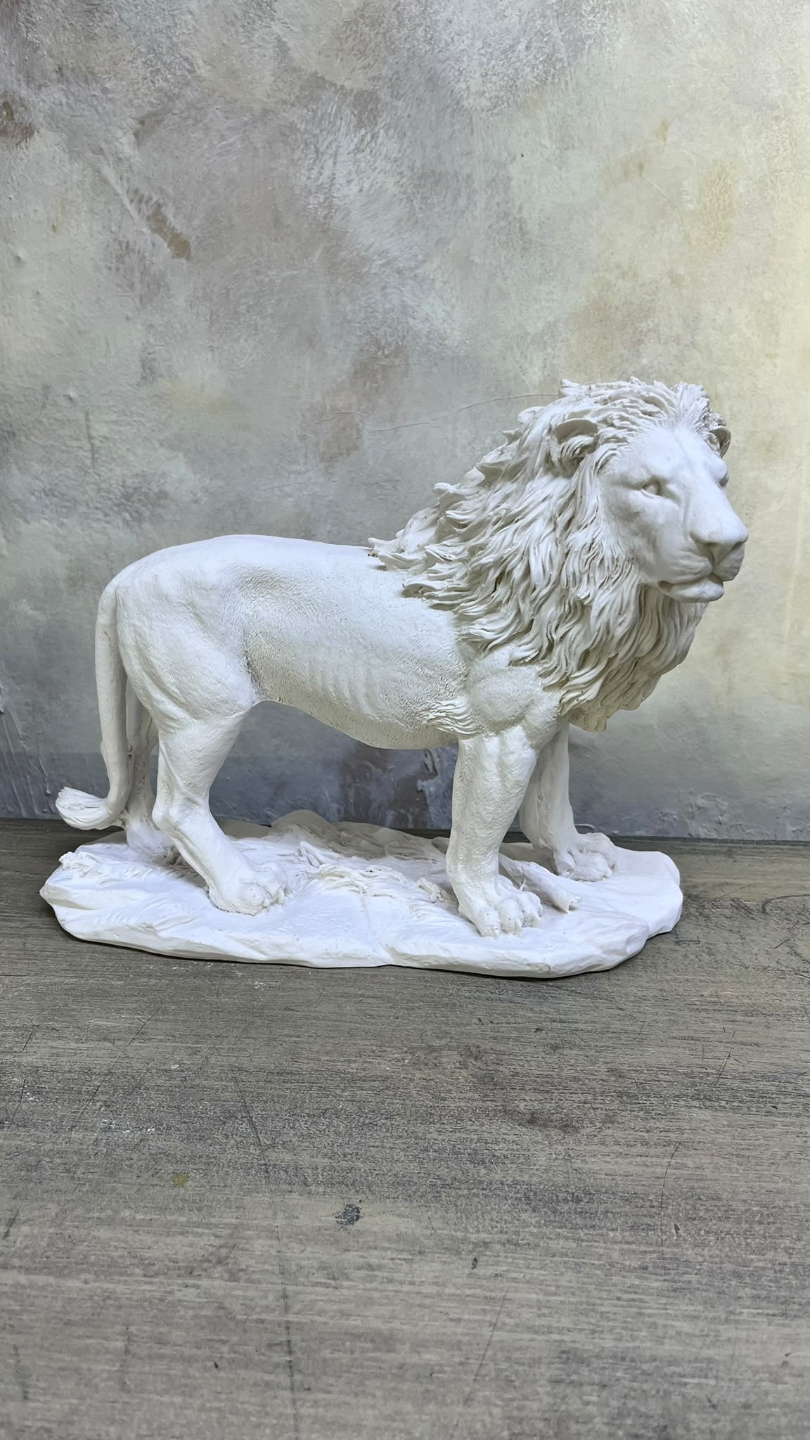 Polyester Aslan Heykel 28X23 cm